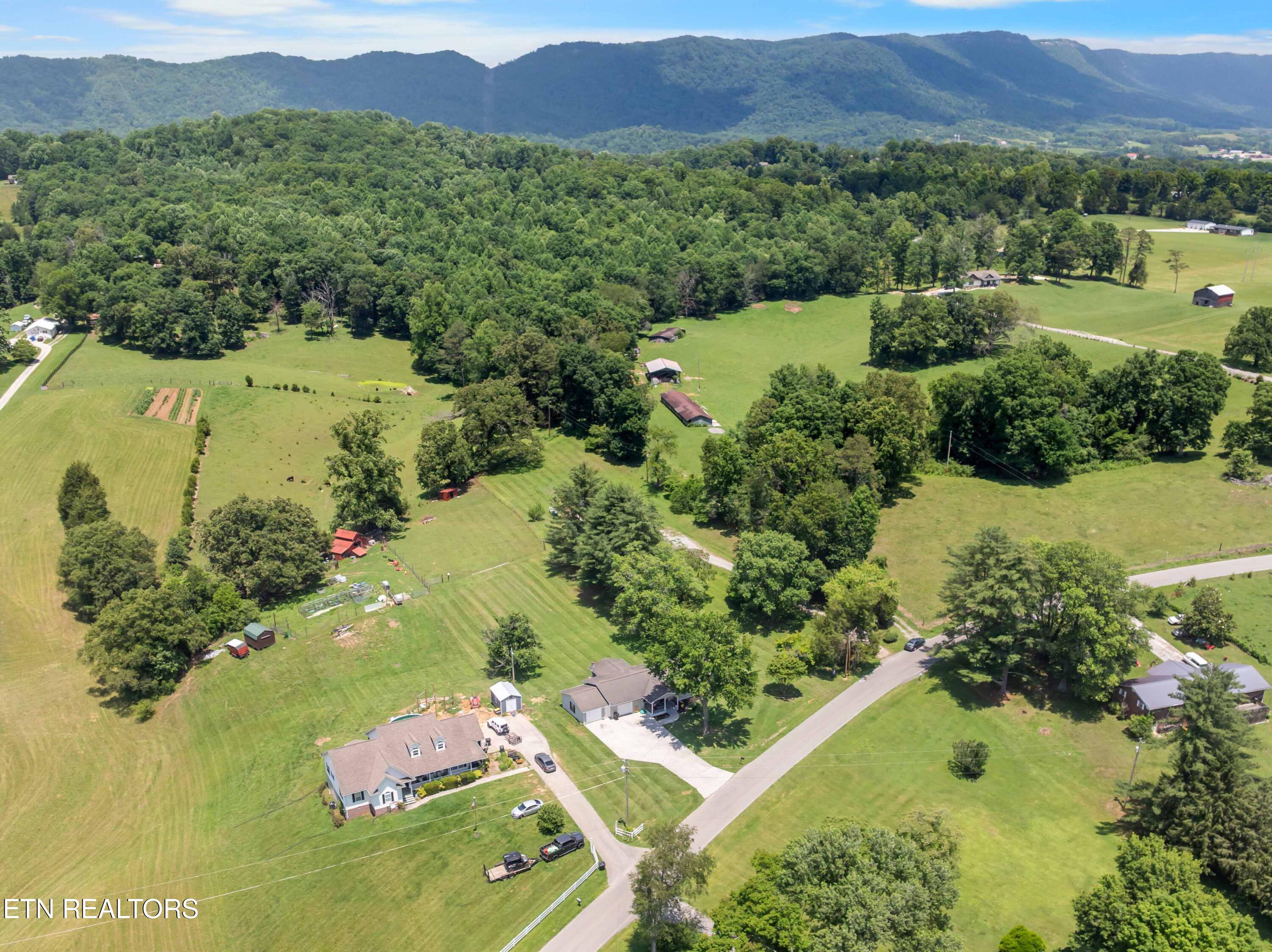 509 Camp Ridge Road Lafollette TN 37766
