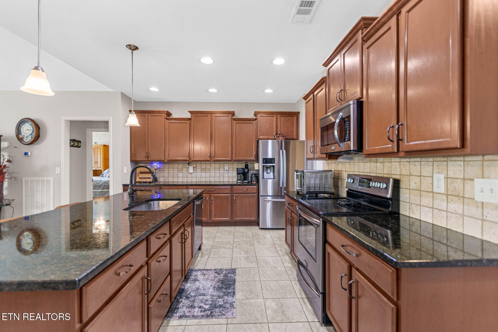 1739 Avashire Lane Knoxville TN 37931