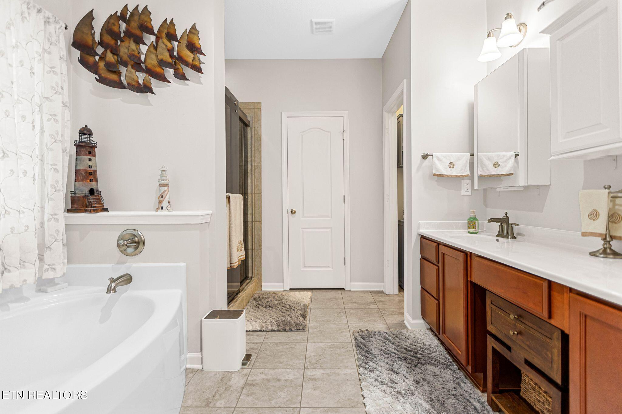 1739 Avashire Lane Knoxville TN 37931