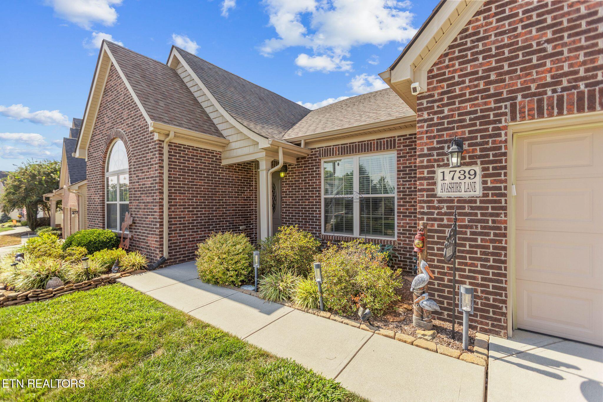 1739 Avashire Lane Knoxville TN 37931