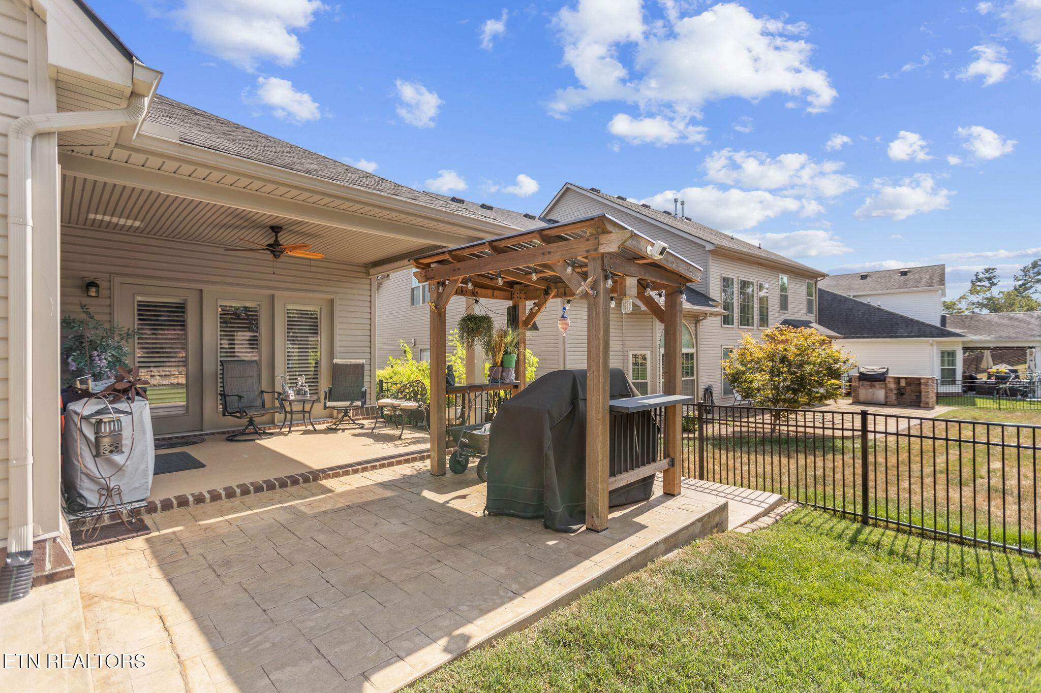 1739 Avashire Lane Knoxville TN 37931