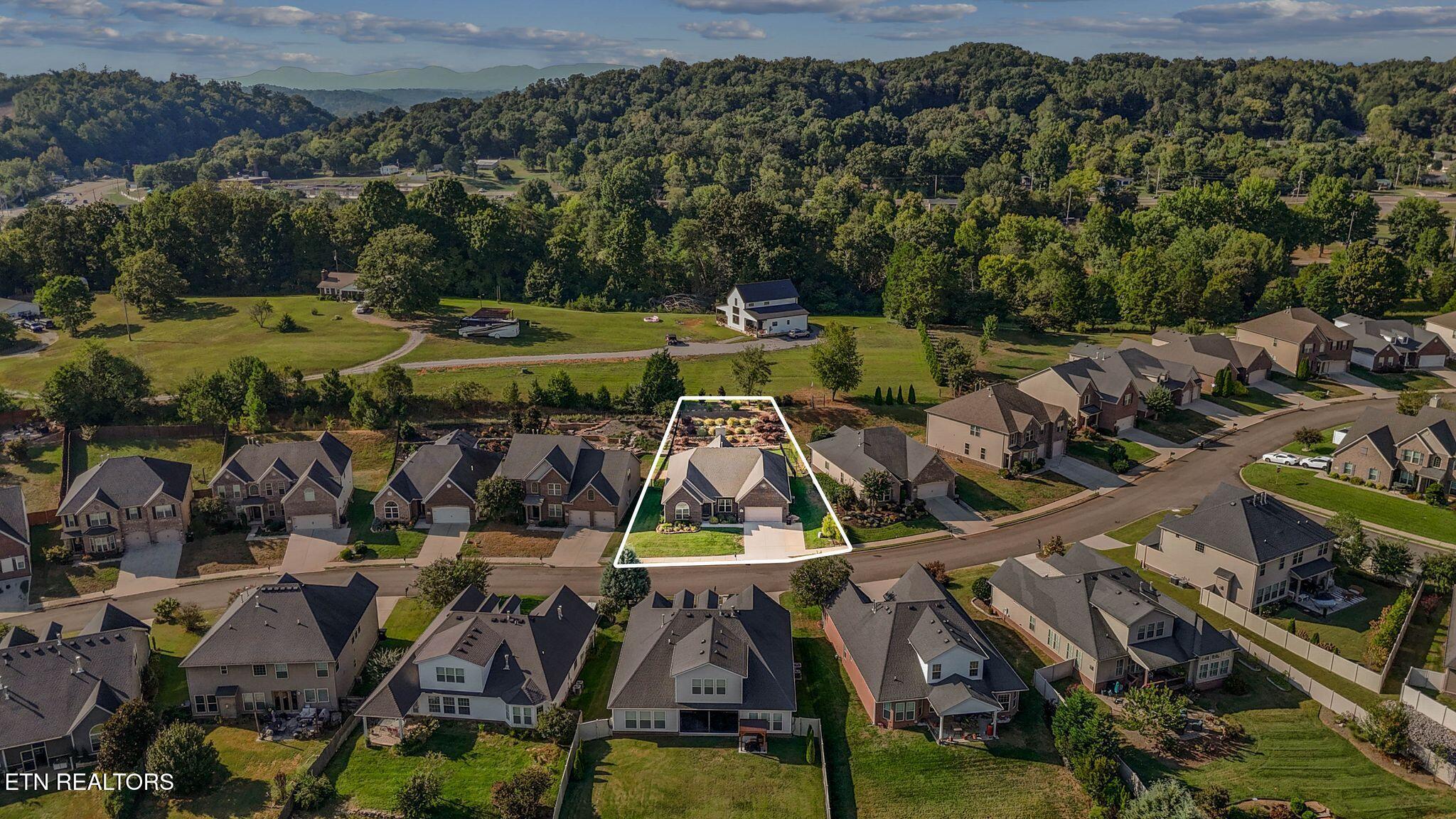 1739 Avashire Lane Knoxville TN 37931