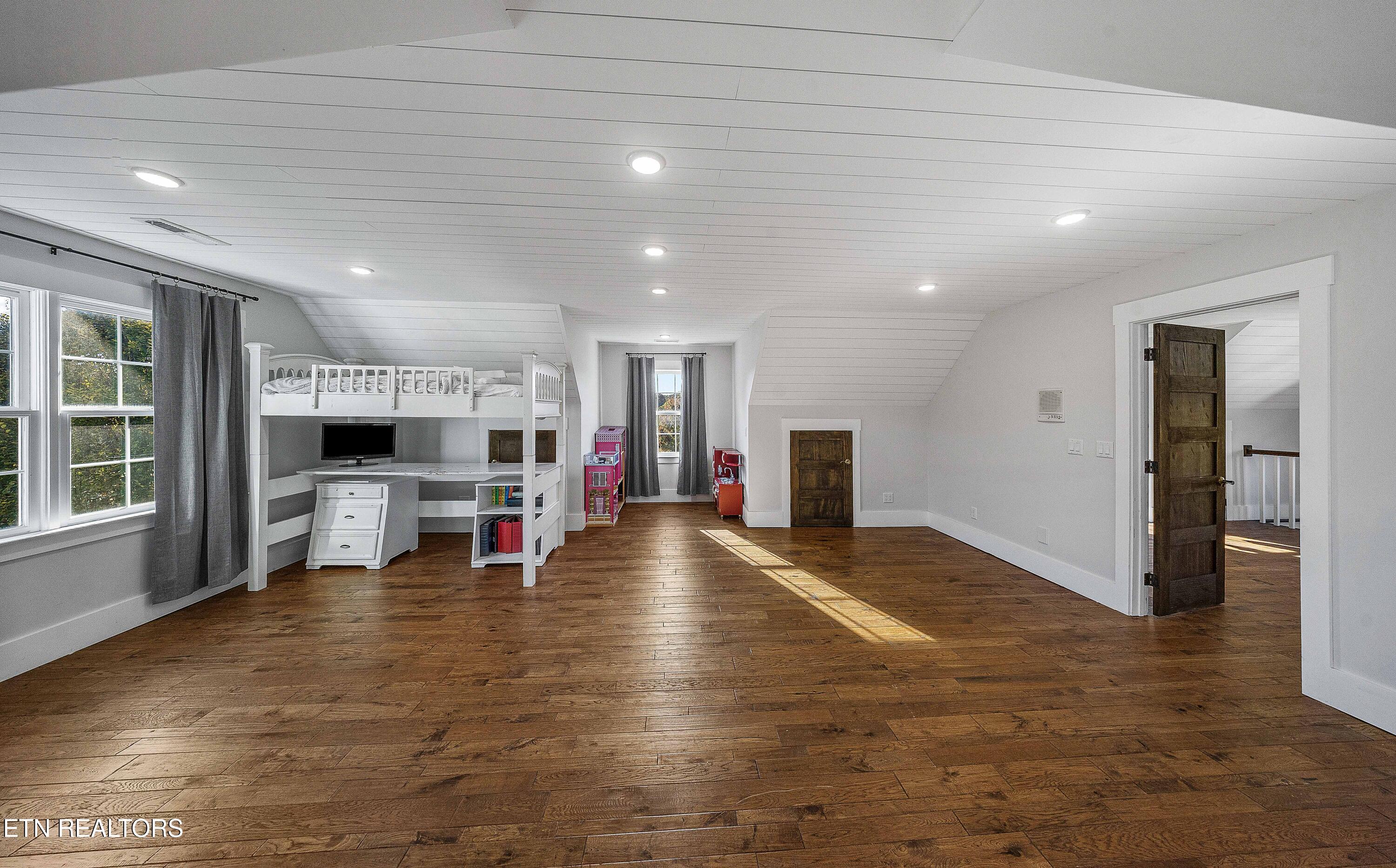 2003 Reagan Mill Road Maryville TN 37803