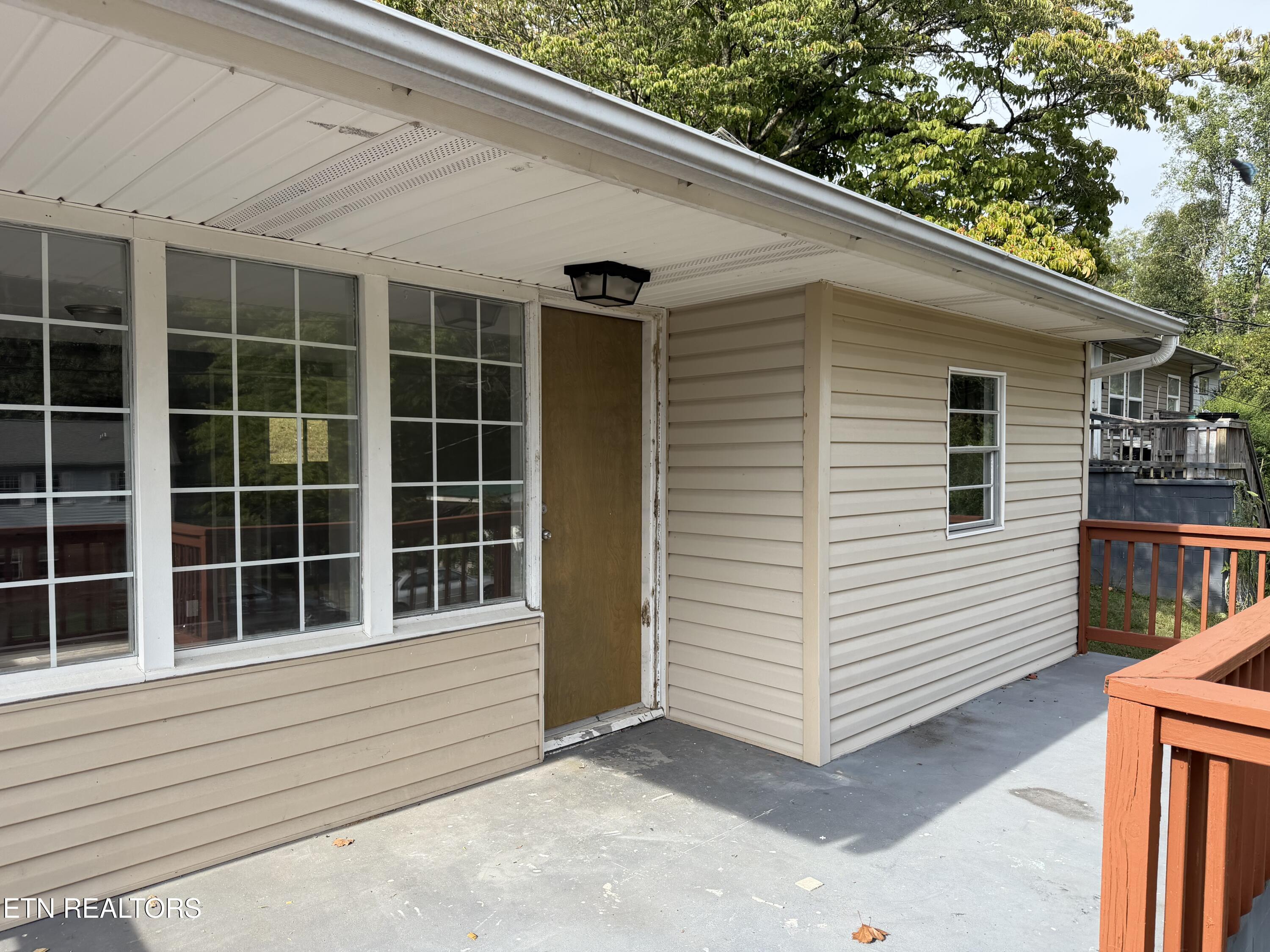 153 Johnson Road Oak Ridge TN 37830
