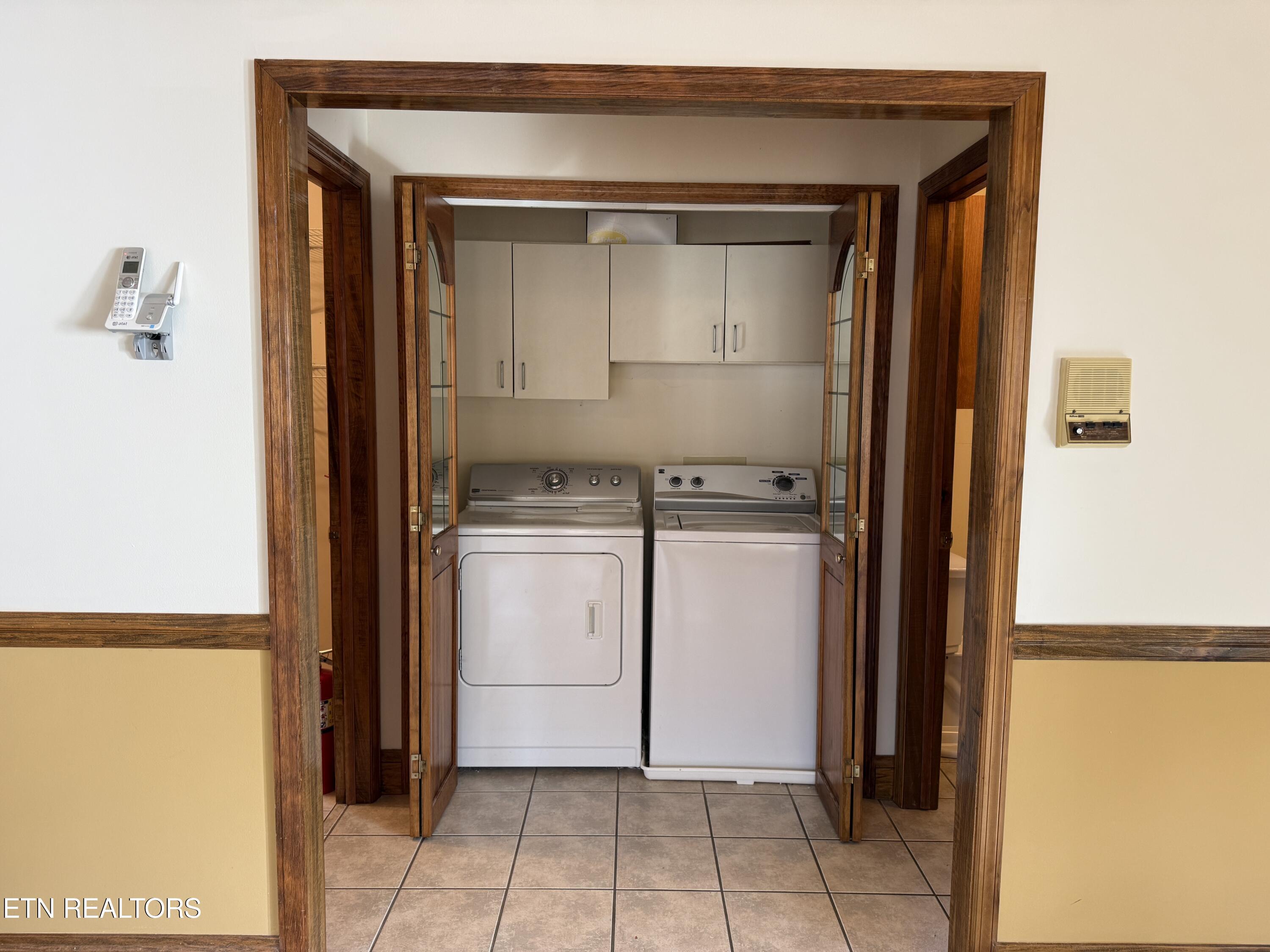 157 Ivanhoe Road Clinton TN 37716