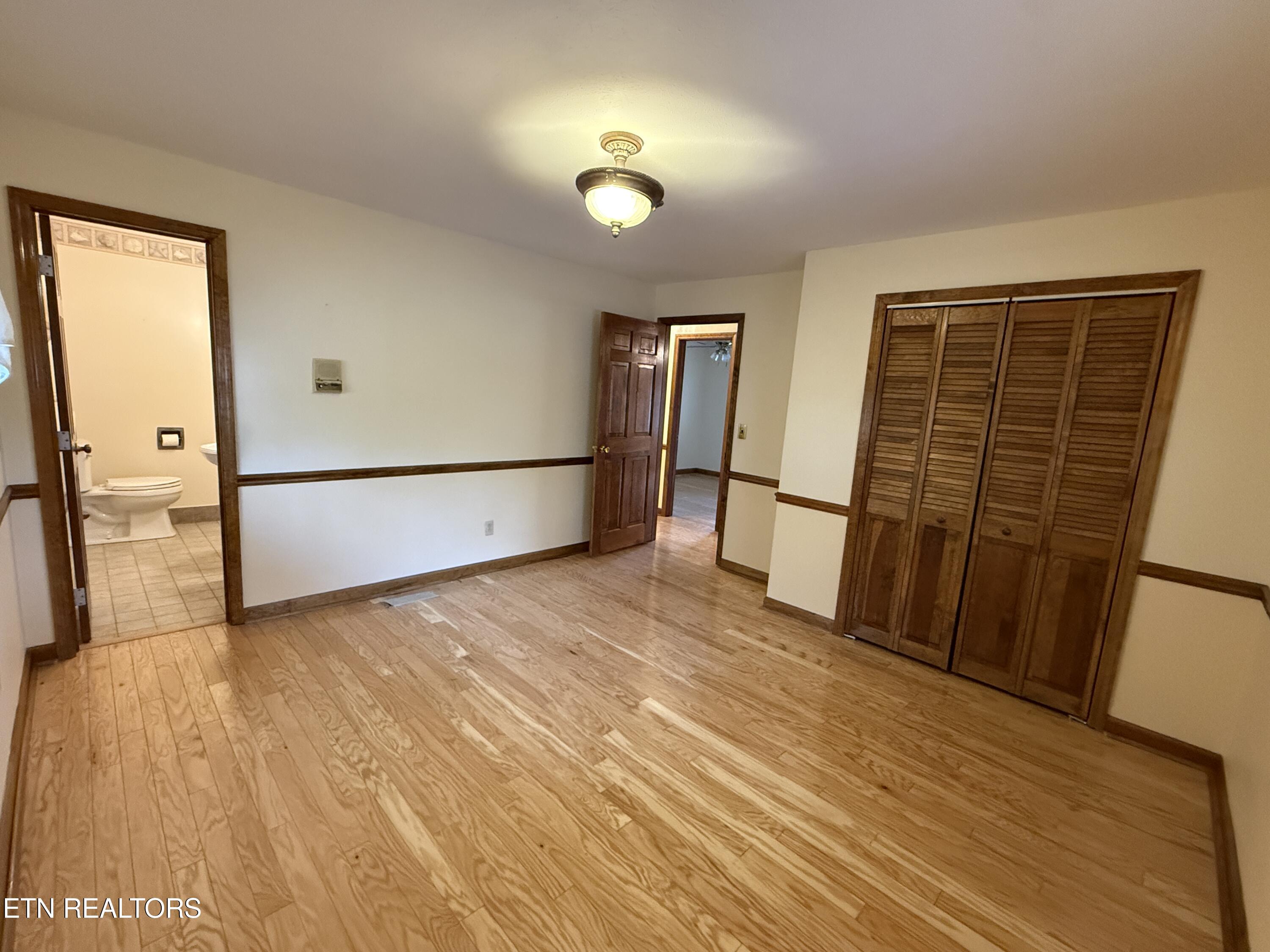 157 Ivanhoe Road Clinton TN 37716