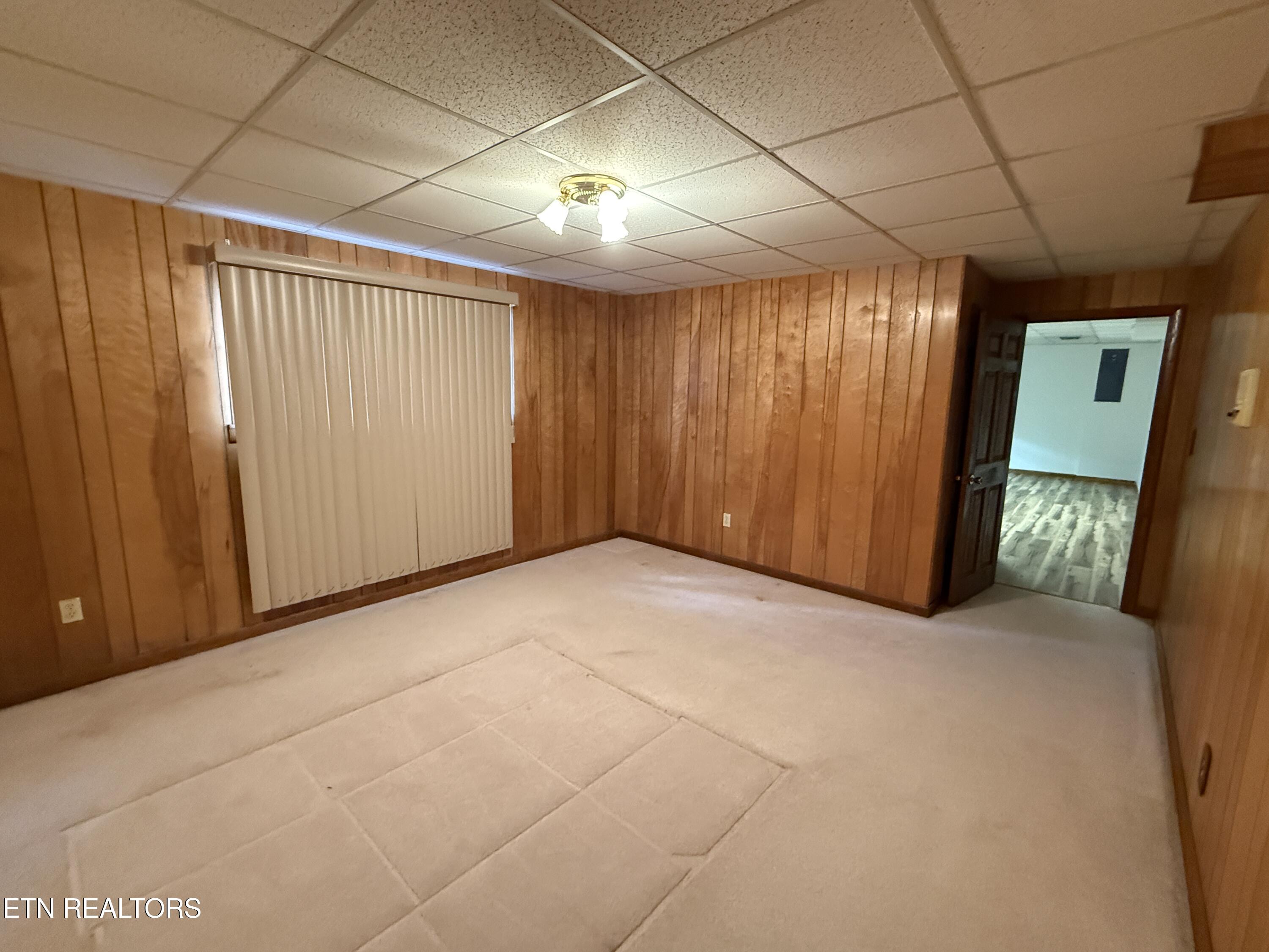 157 Ivanhoe Road Clinton TN 37716