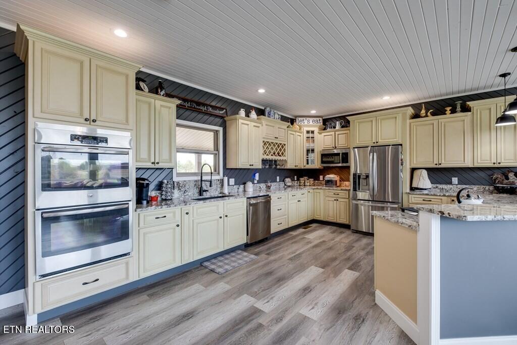 4700 Honey Creek Loop Road Robbins TN 37852