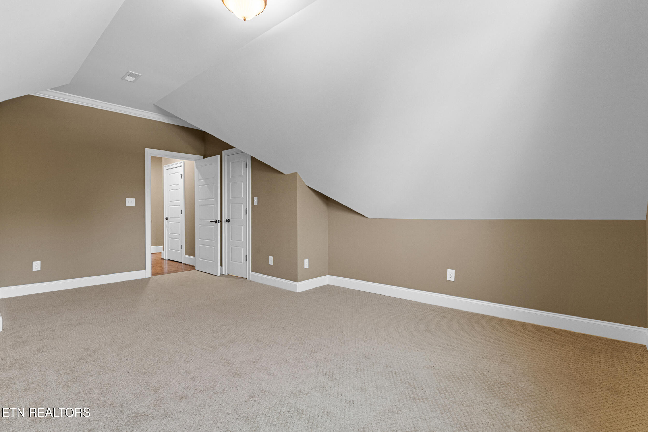 200 Cool Springs Boulevard Knoxville TN 37934