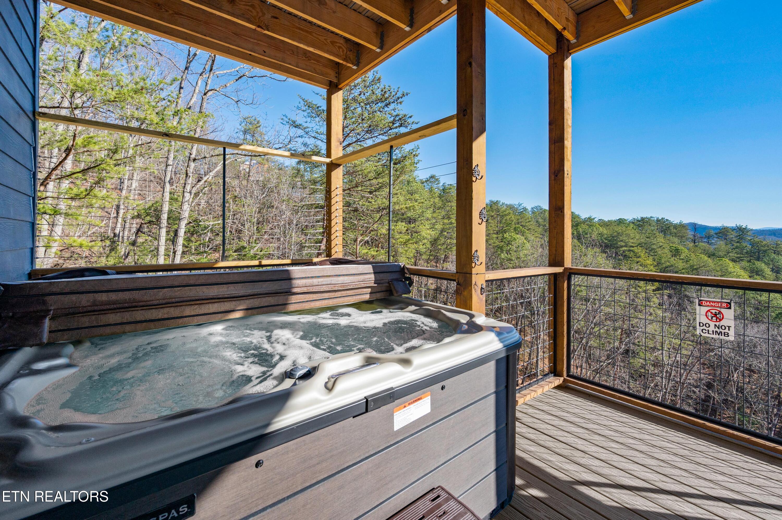 1015 Leslie Way Sevierville TN 37876