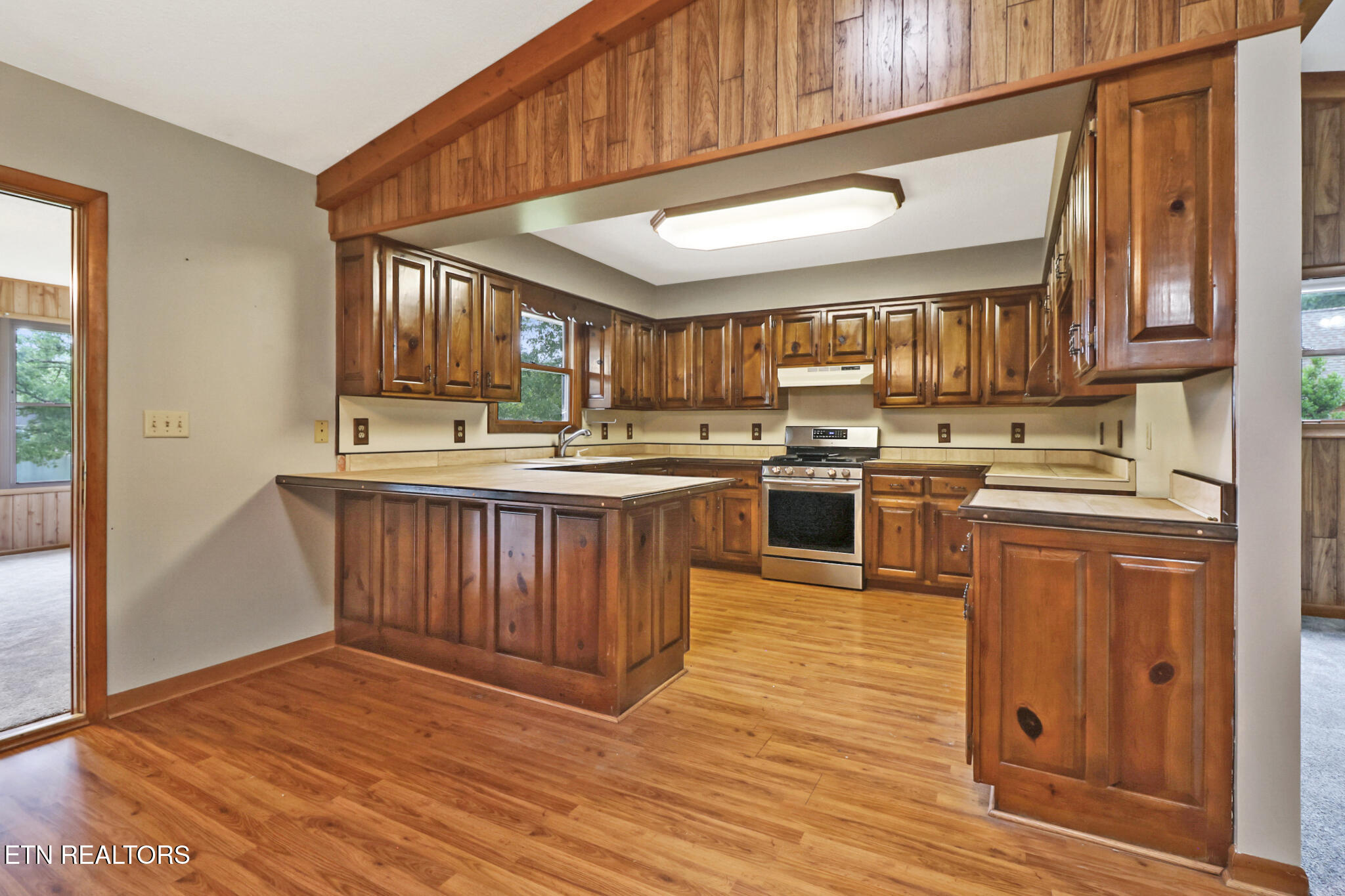 9575 Cherokee Trail Crossville TN 38572