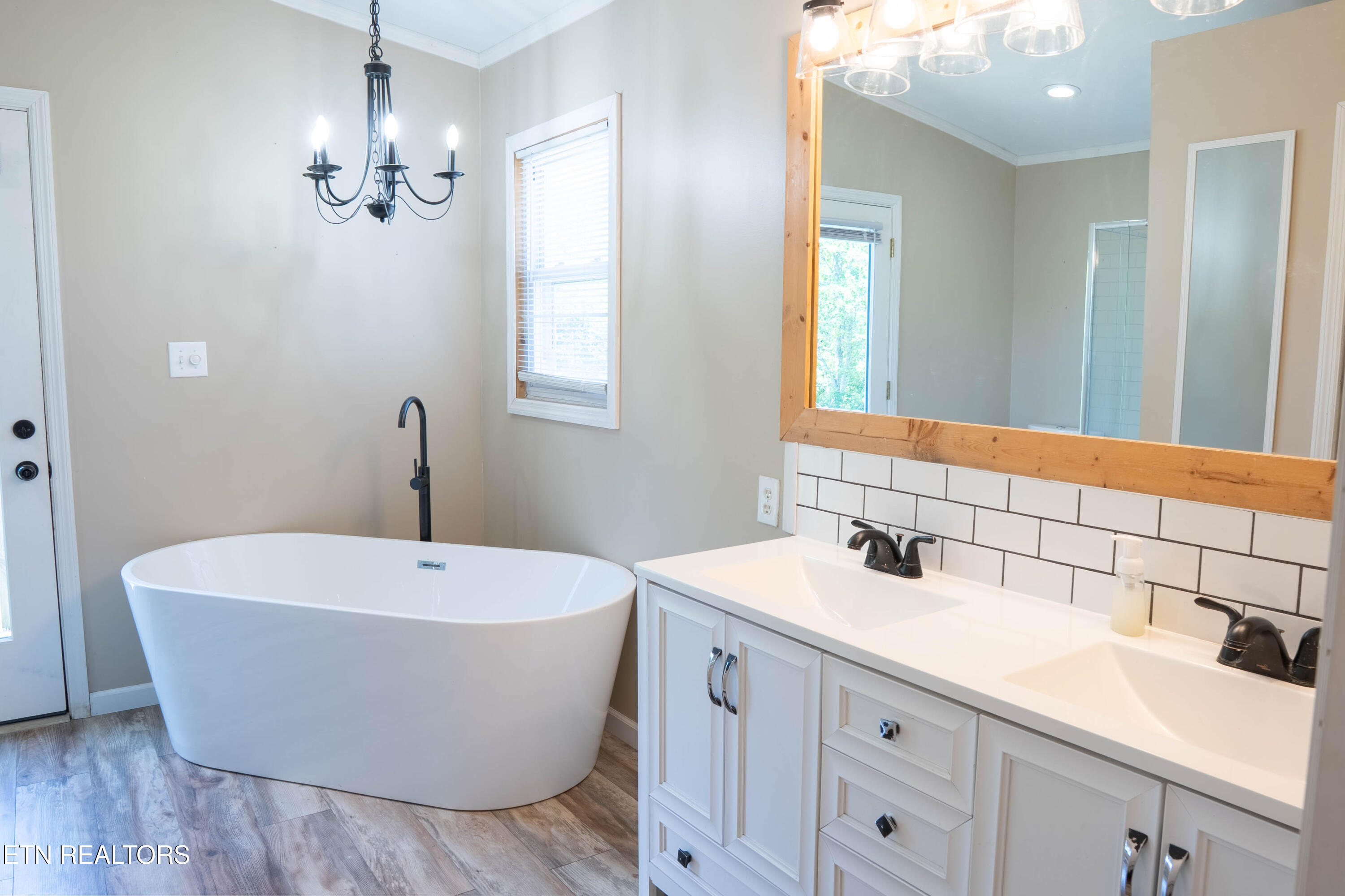 158 Cherry Bottom Road Caryville TN 37714