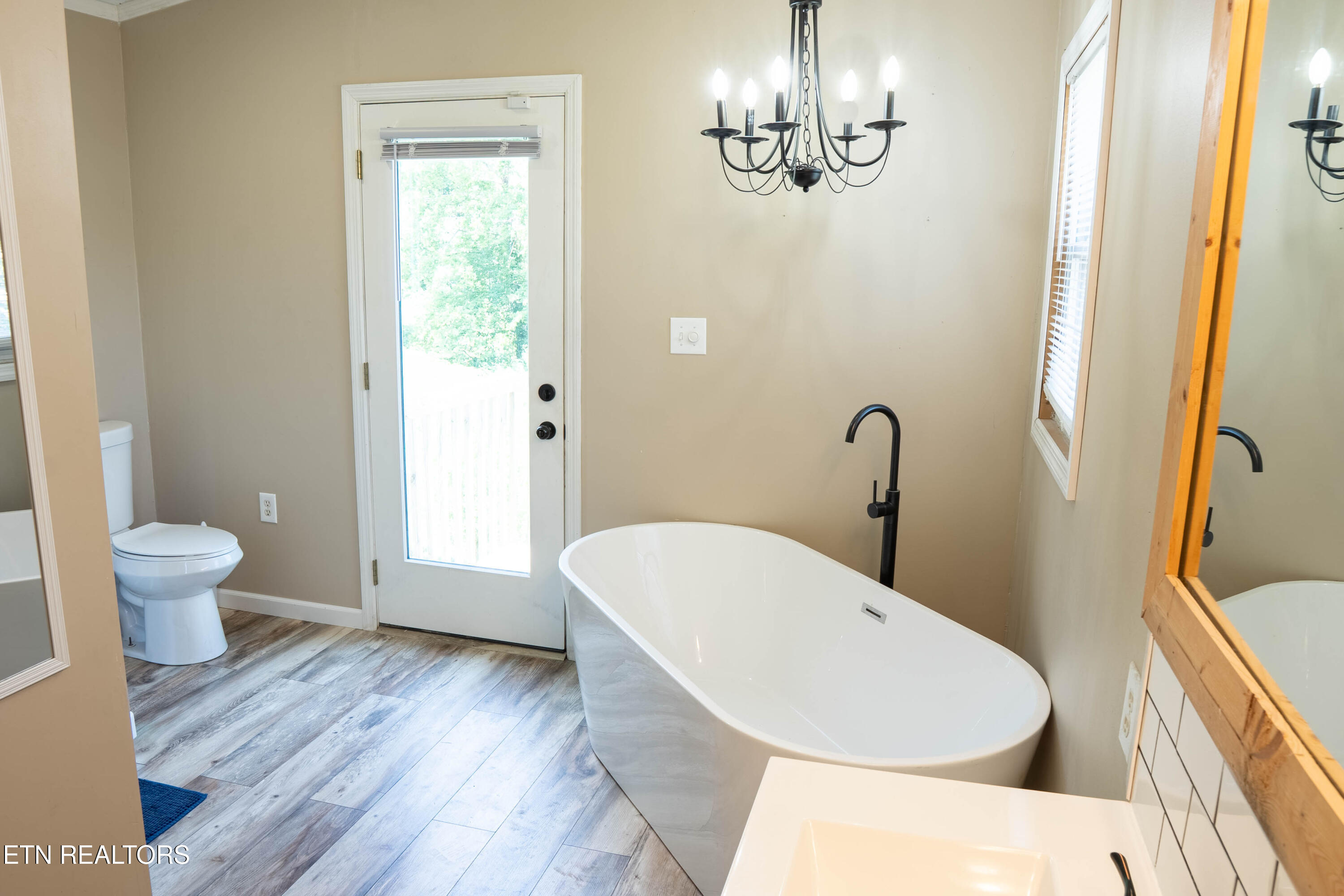 158 Cherry Bottom Road Caryville TN 37714