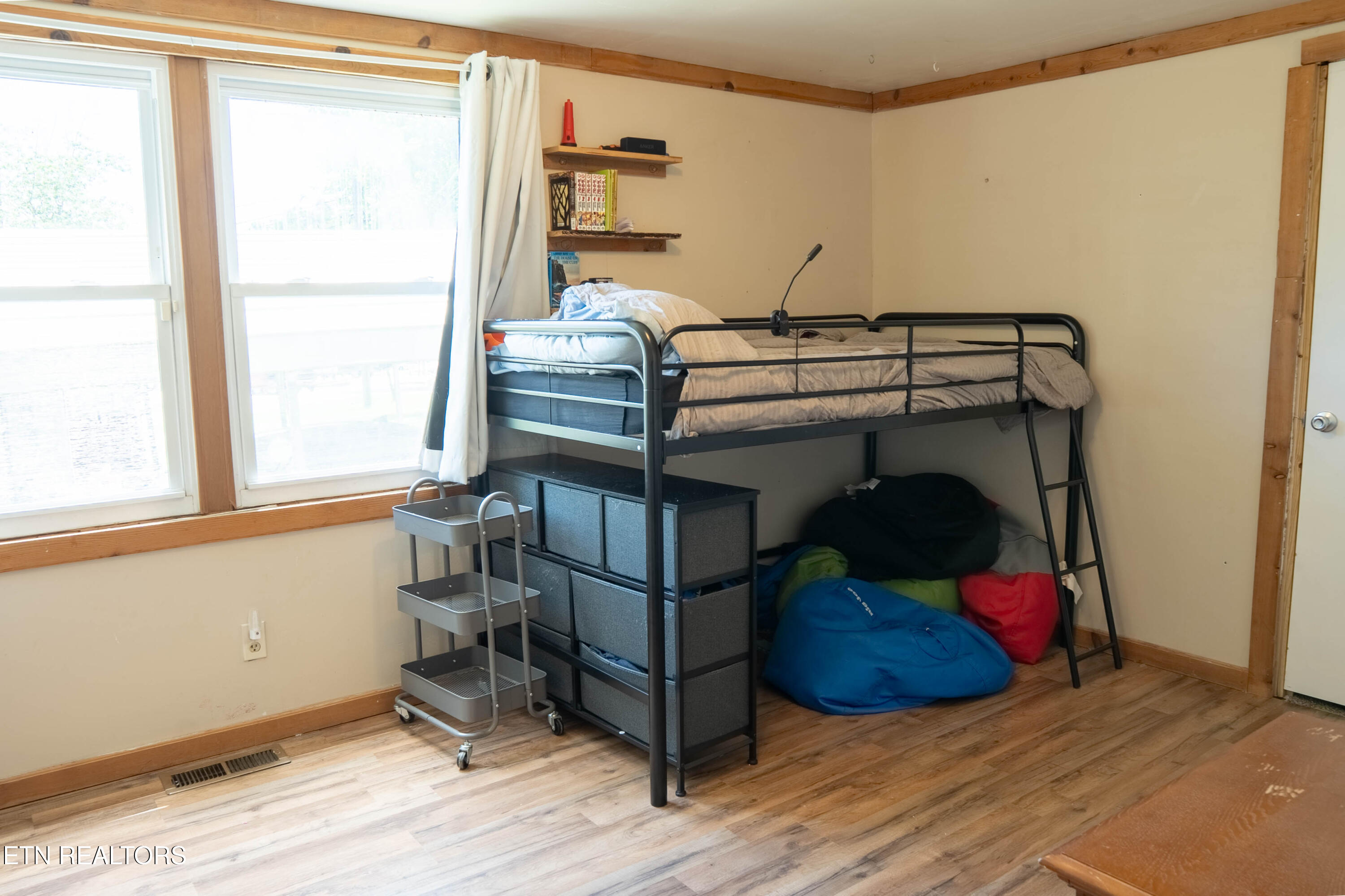 158 Cherry Bottom Road Caryville TN 37714