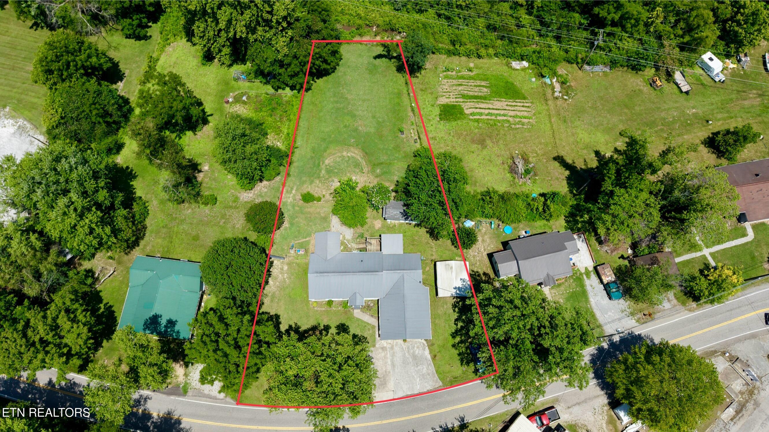 158 Cherry Bottom Road Caryville TN 37714