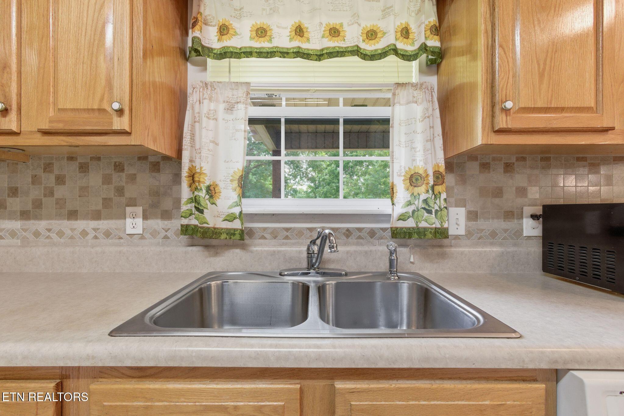 449 Grace Hill Drive Crossville TN 38571
