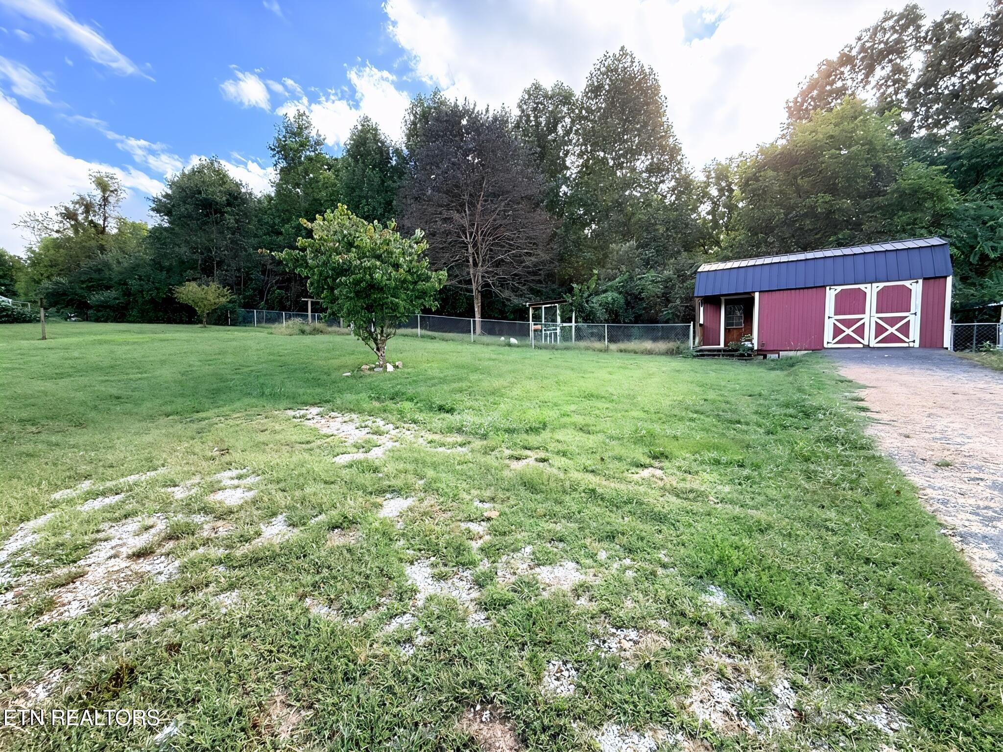 272 Cowan Lane Lafollette TN 37766