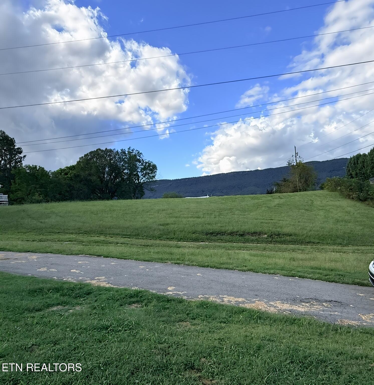 272 Cowan Lane Lafollette TN 37766
