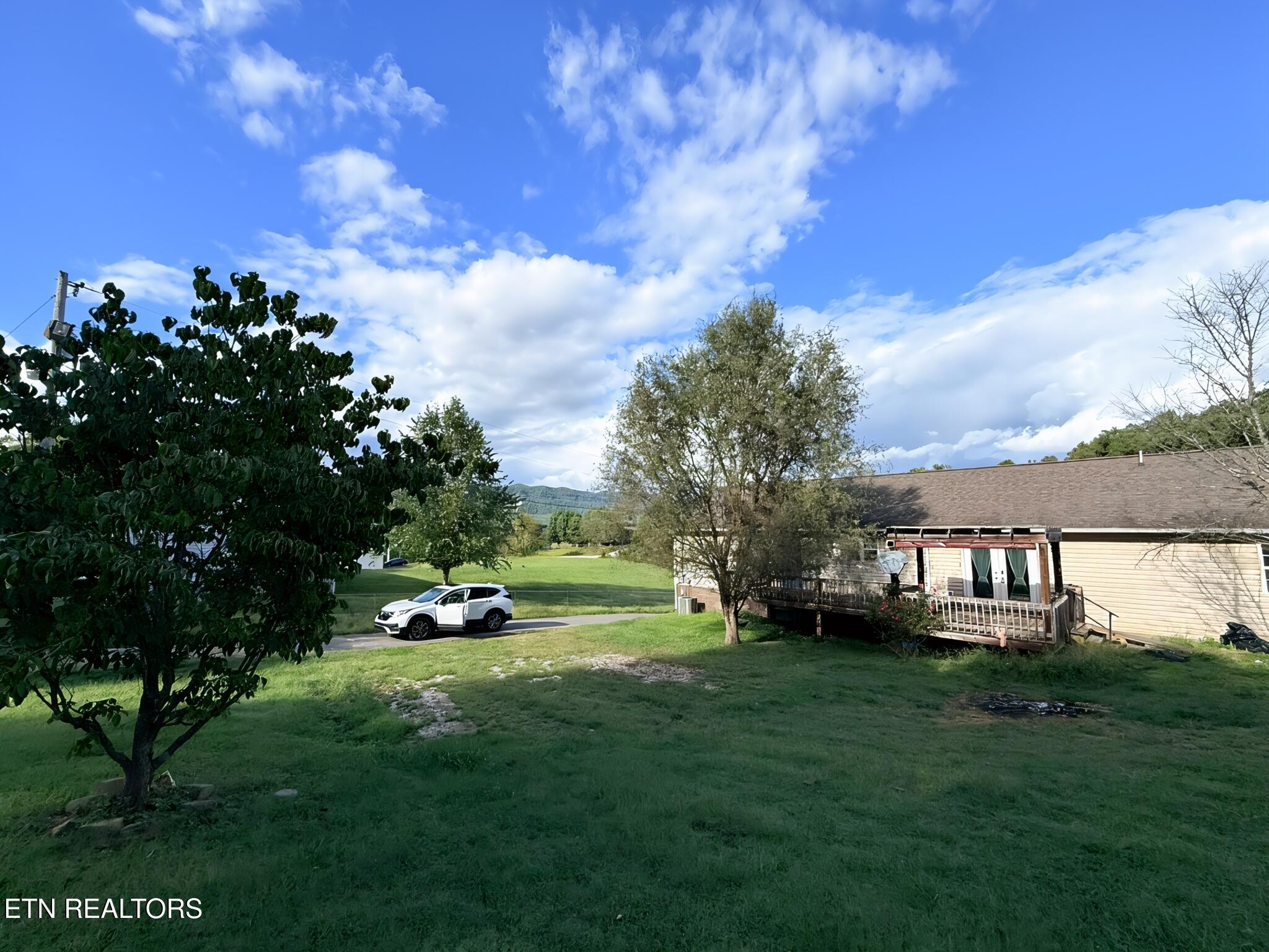 272 Cowan Lane Lafollette TN 37766