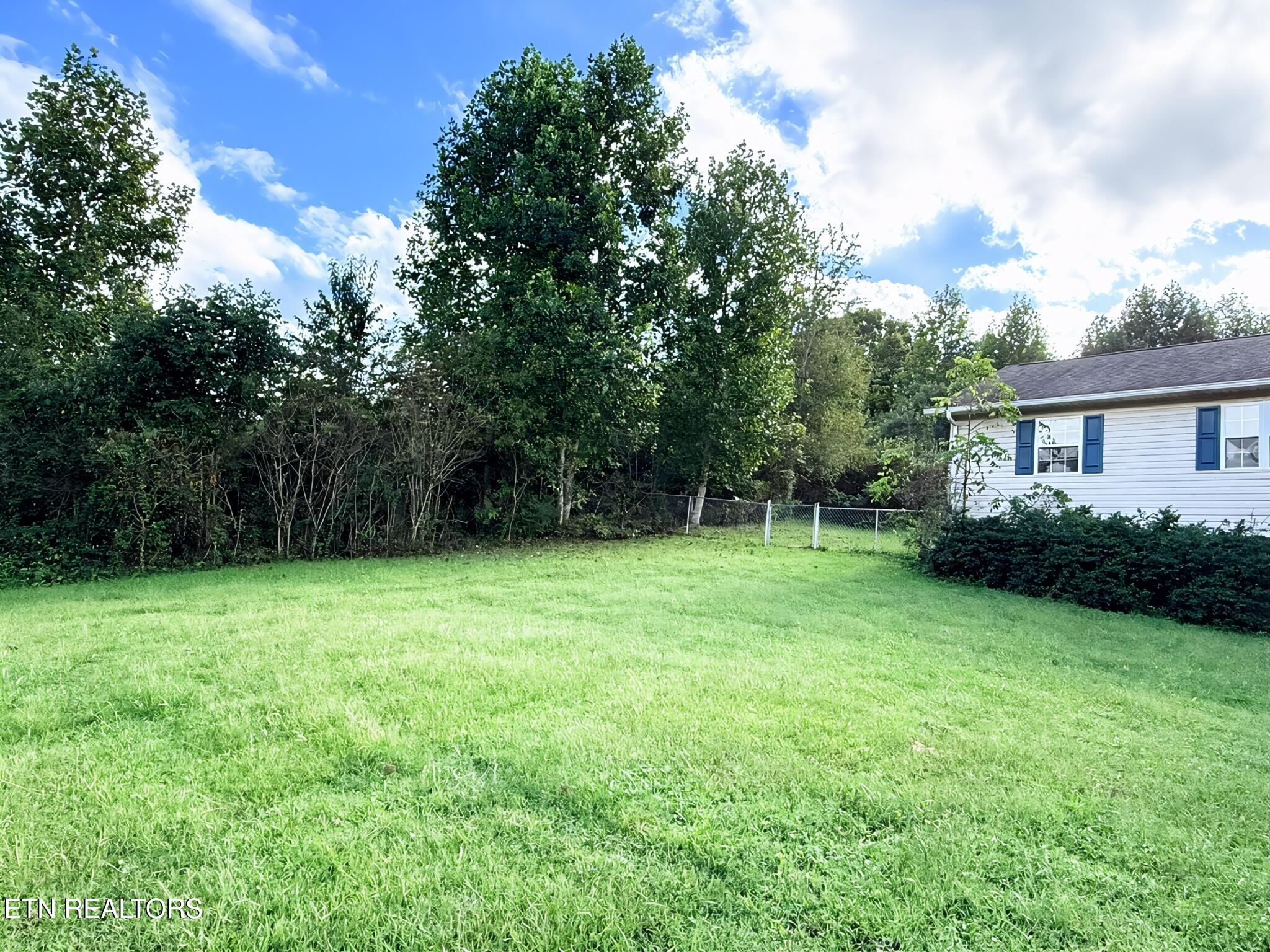 272 Cowan Lane Lafollette TN 37766