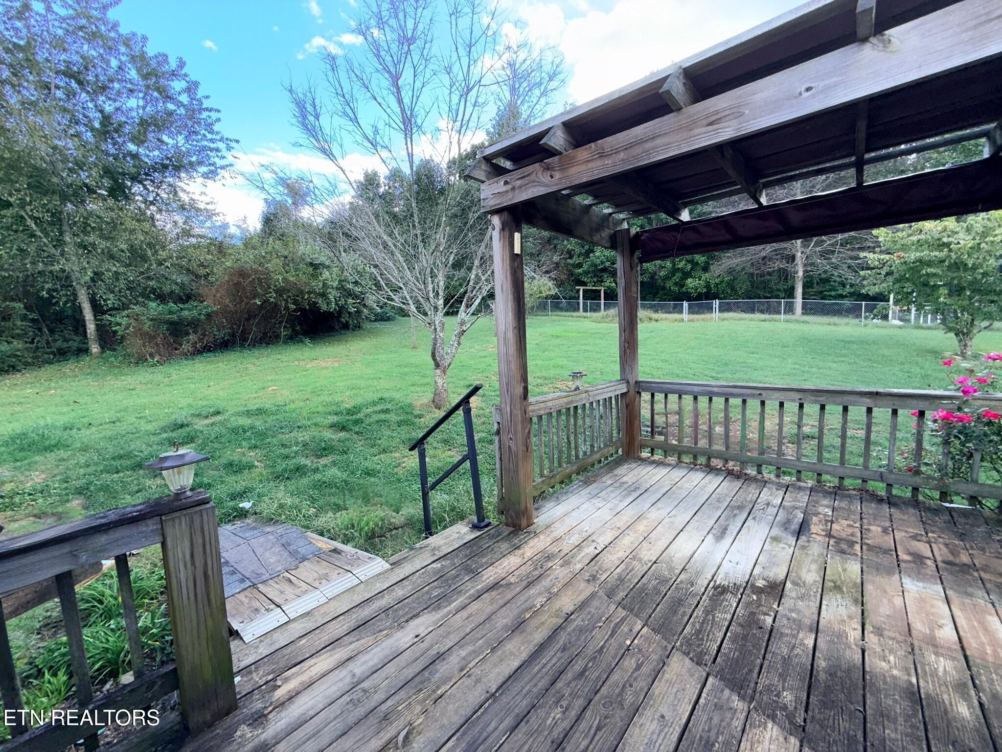 272 Cowan Lane Lafollette TN 37766
