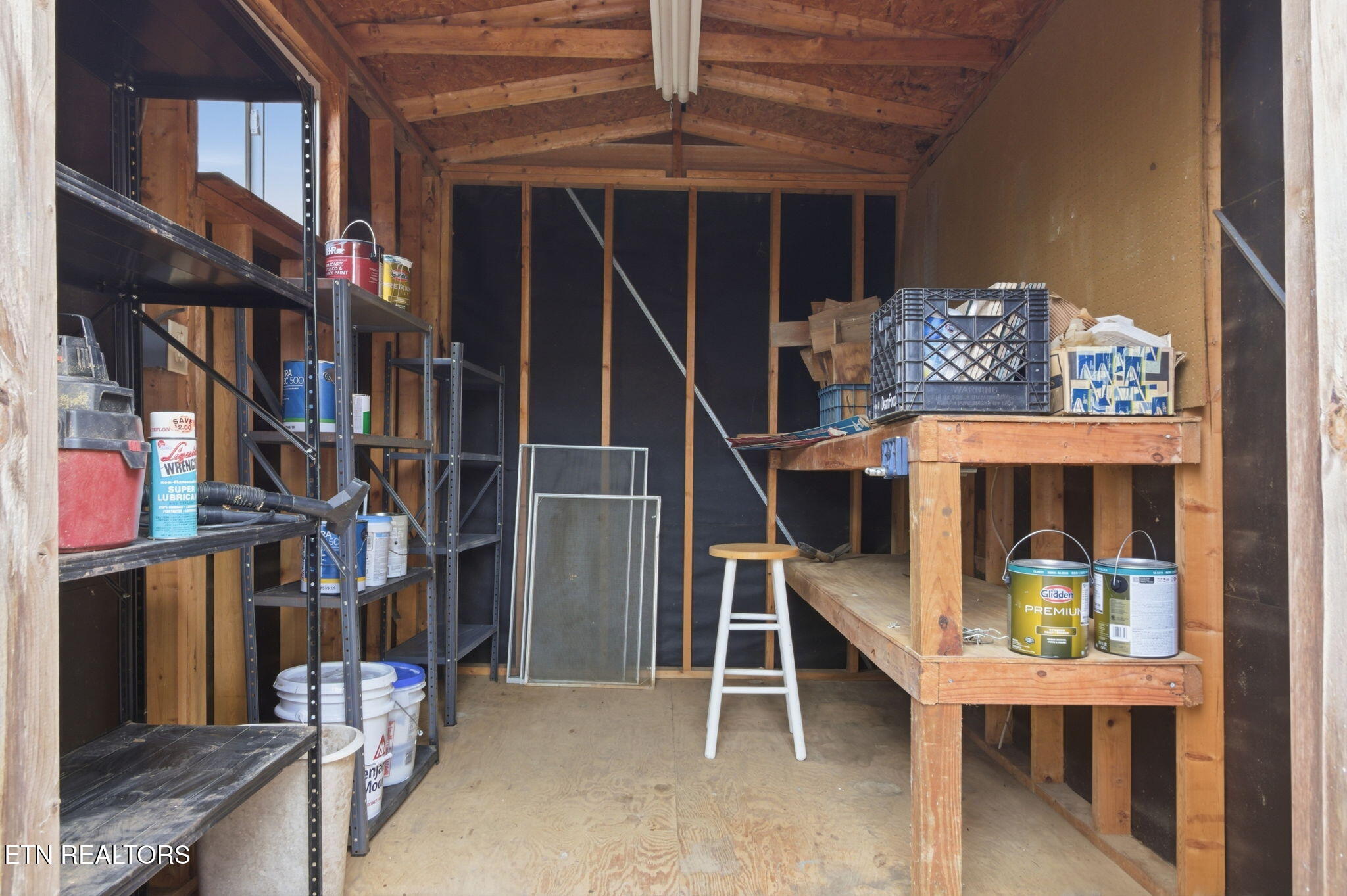 353 E Wolf Valley Road Heiskell TN 37754