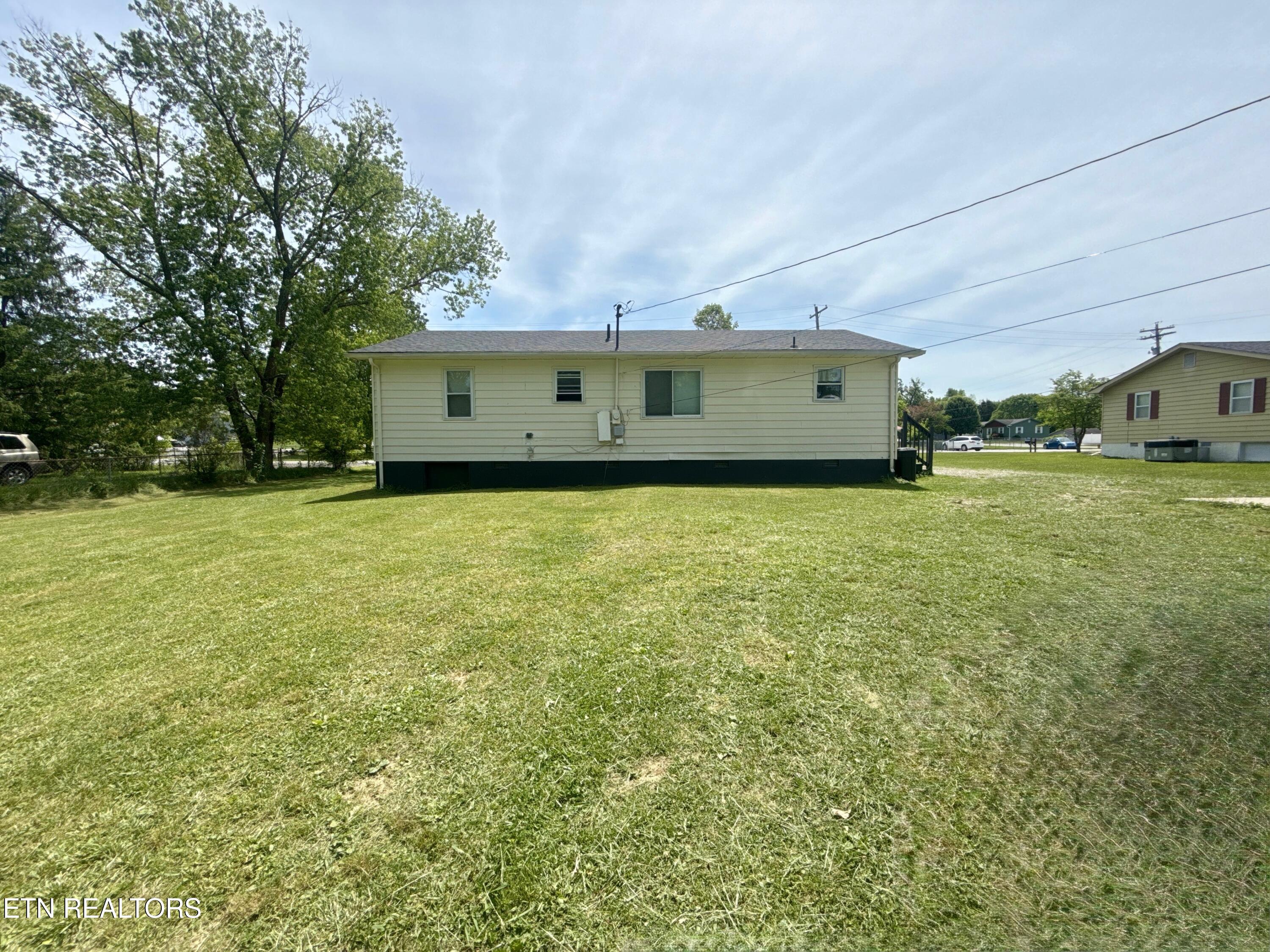 119 Little Creek Lane Lafollette TN 37766