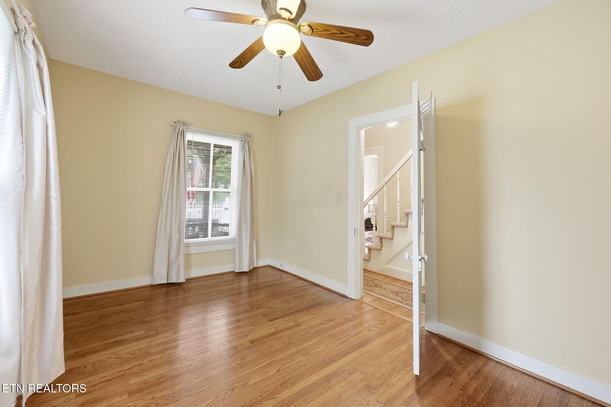 627 Medaris Street Clinton TN 37716
