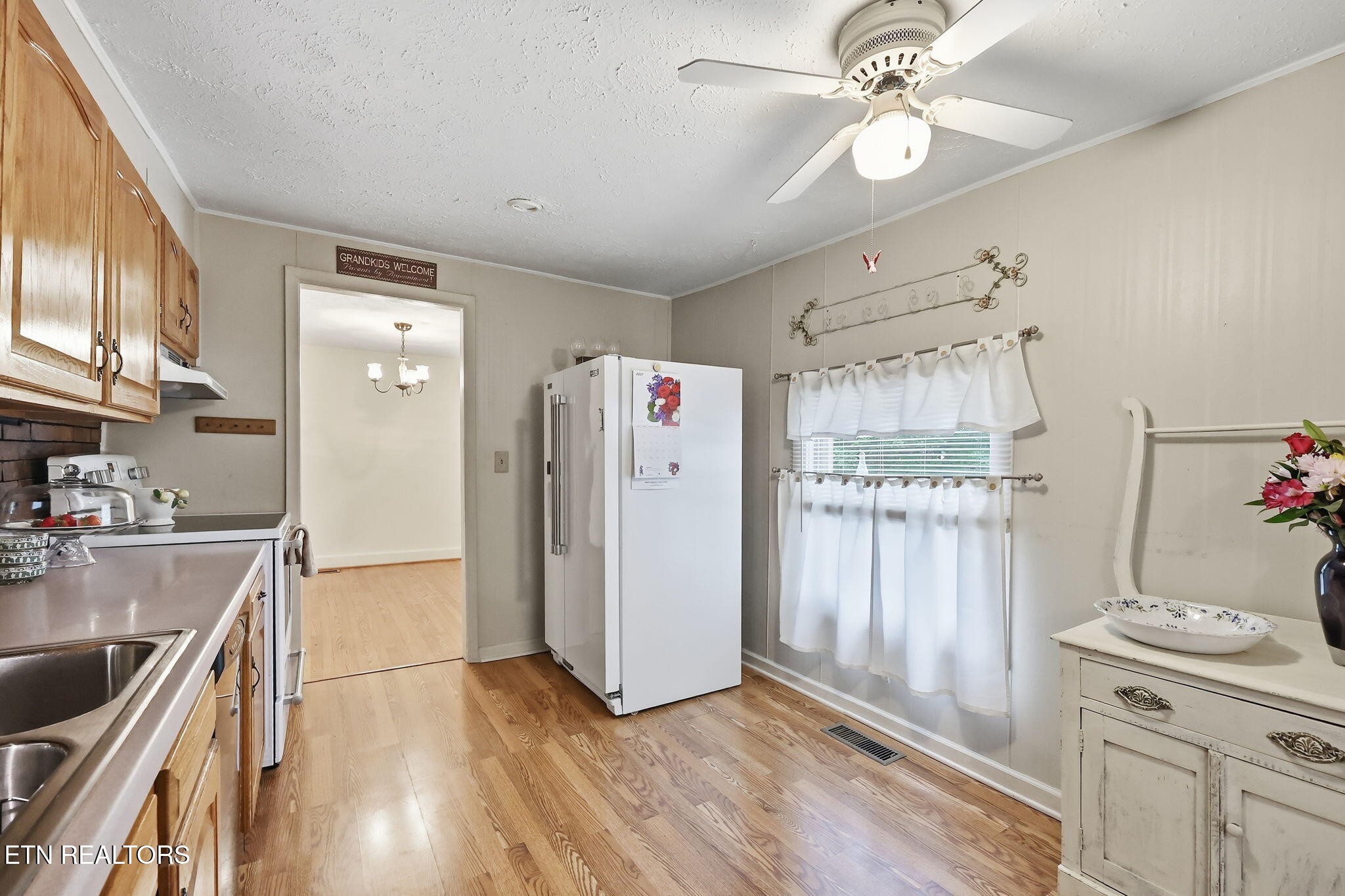 627 Medaris Street Clinton TN 37716