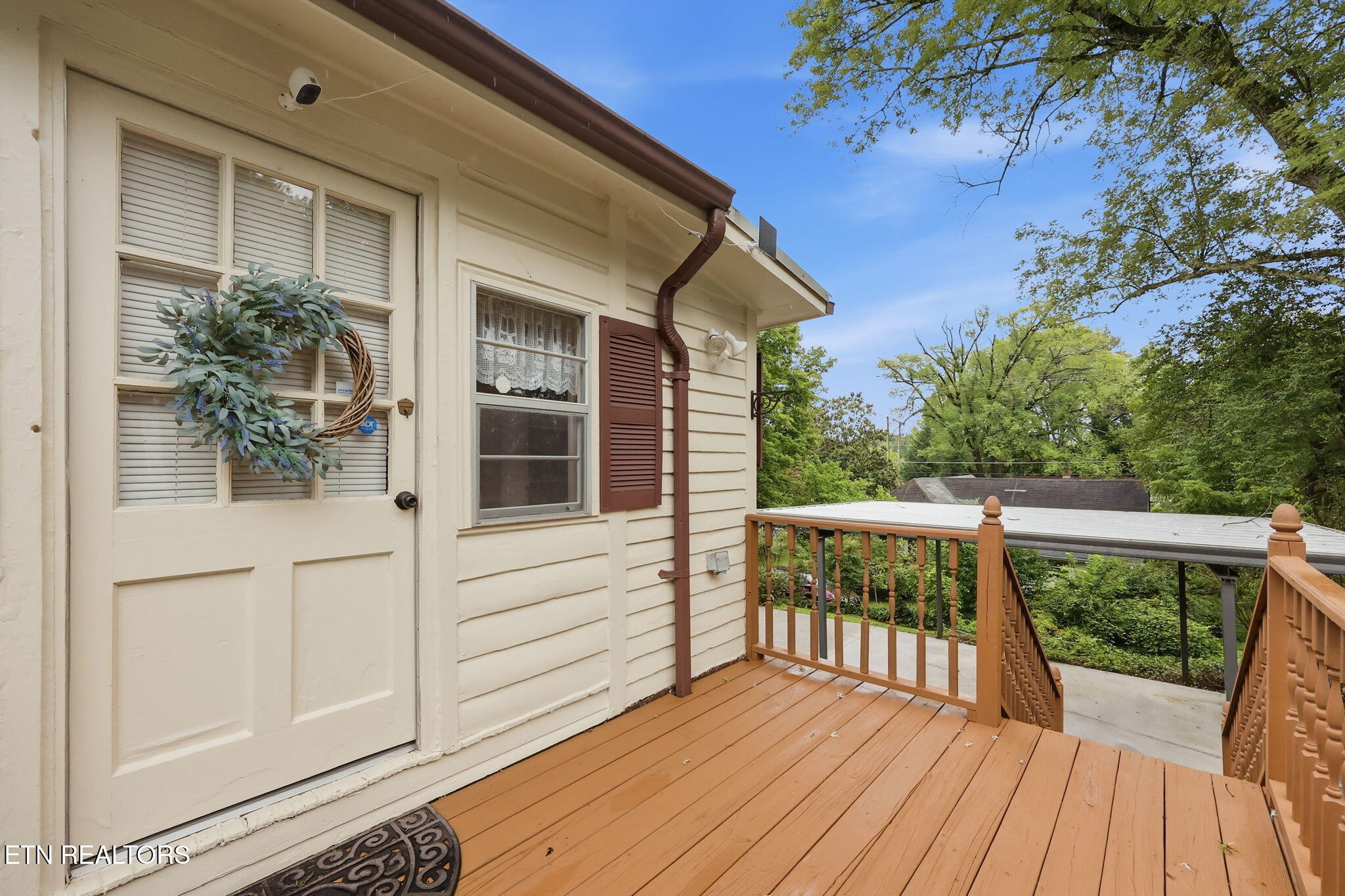 627 Medaris Street Clinton TN 37716