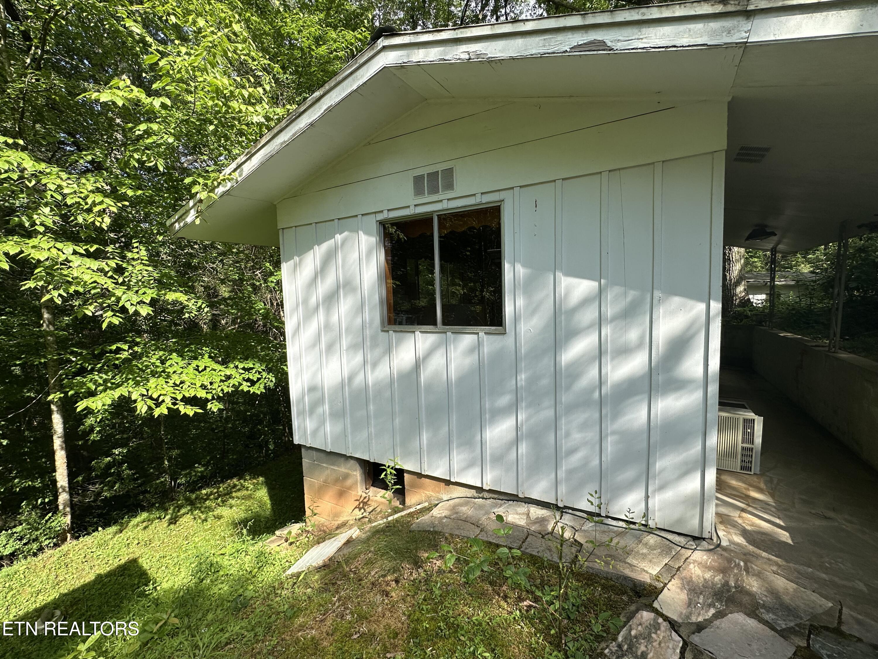 1138 Little Smoky Road Gatlinburg TN 37738
