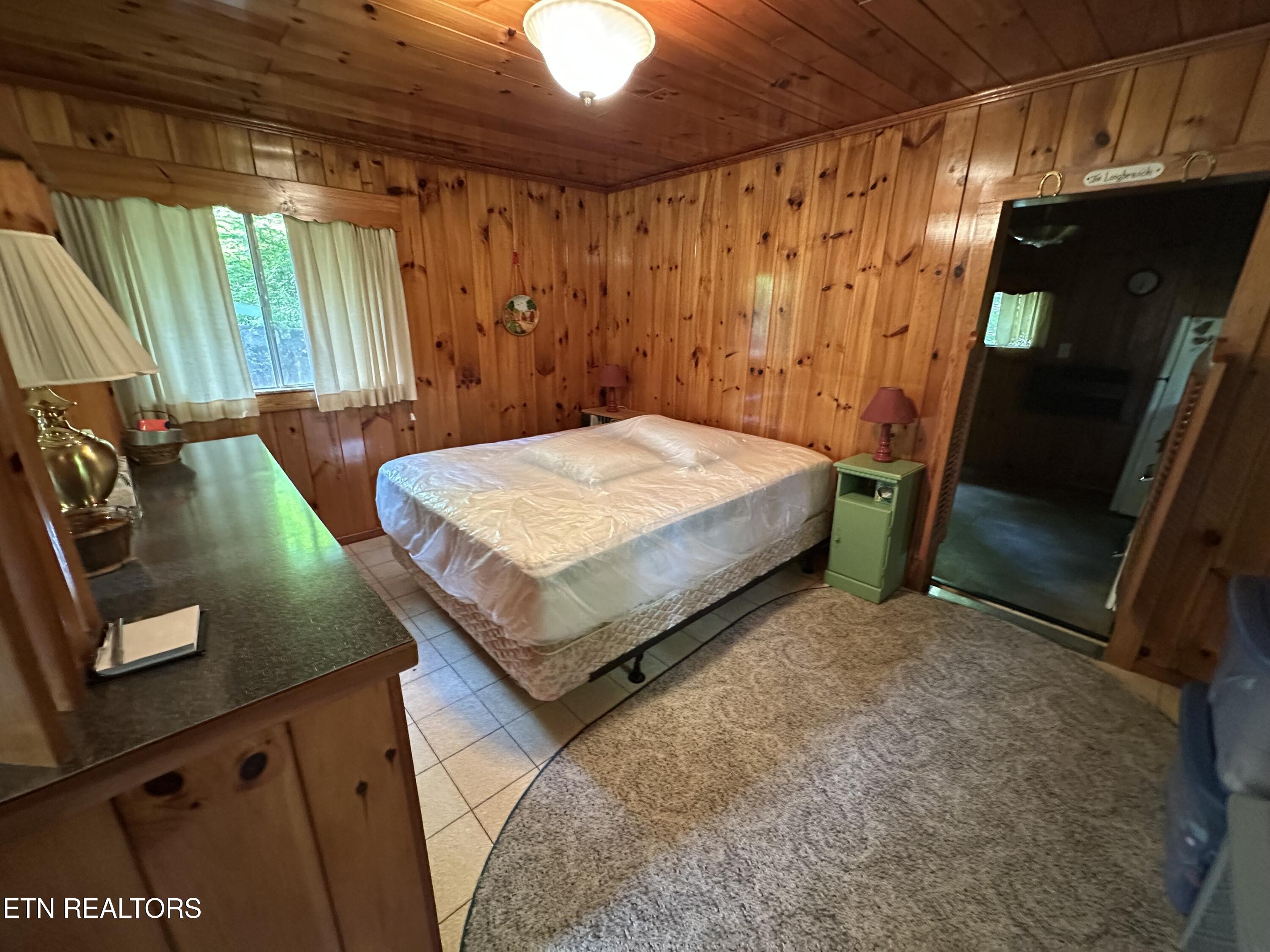 1138 Little Smoky Road Gatlinburg TN 37738