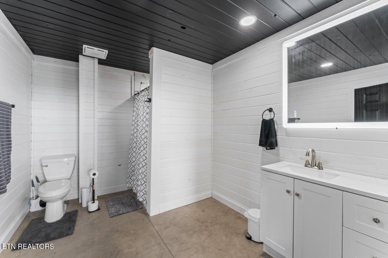 149 Island Ford Road Jacksboro TN 37757