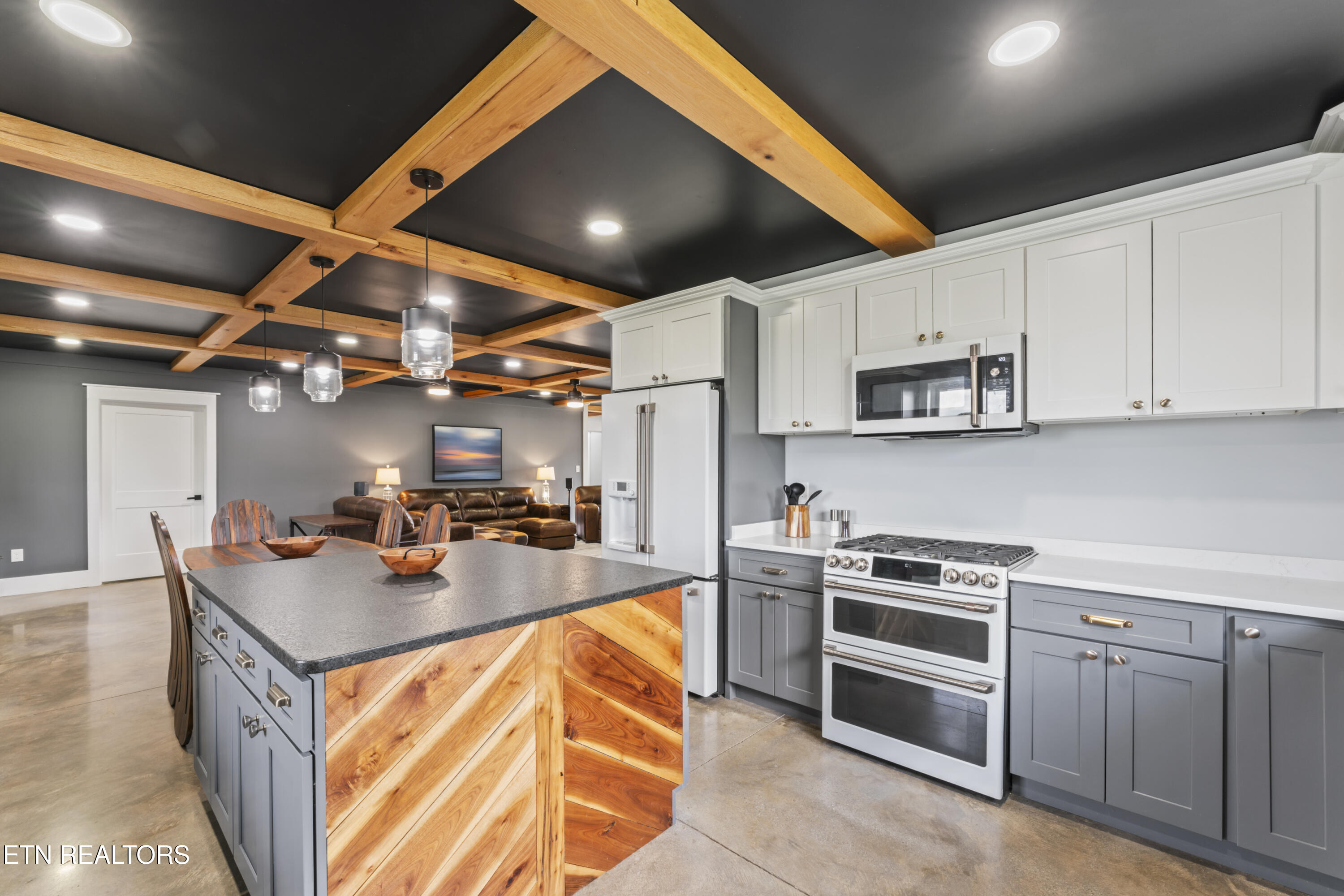 149 Island Ford Road Jacksboro TN 37757
