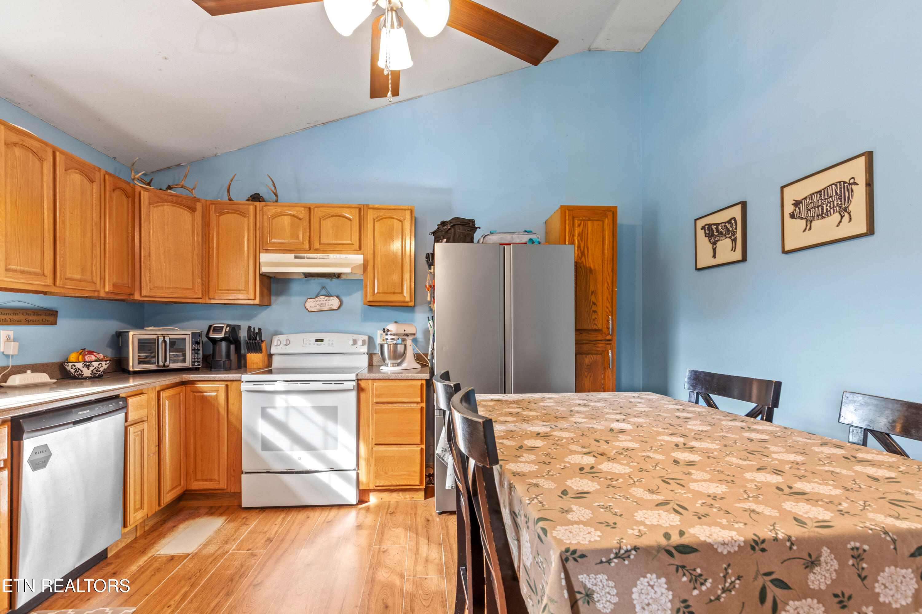 90 Illuminary Firetower Road Spring City TN 37381
