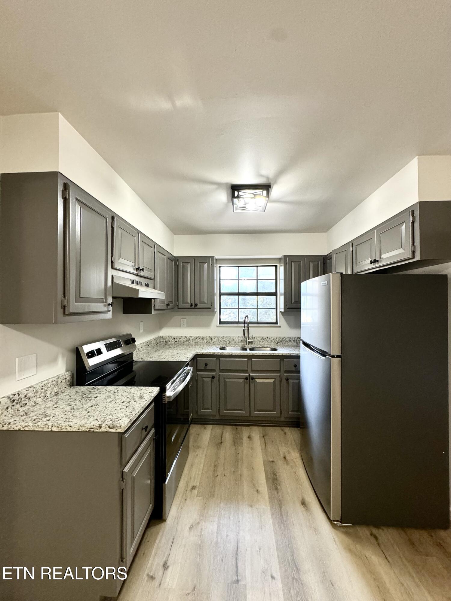 741 Dogwood Drive Madisonville TN 37354