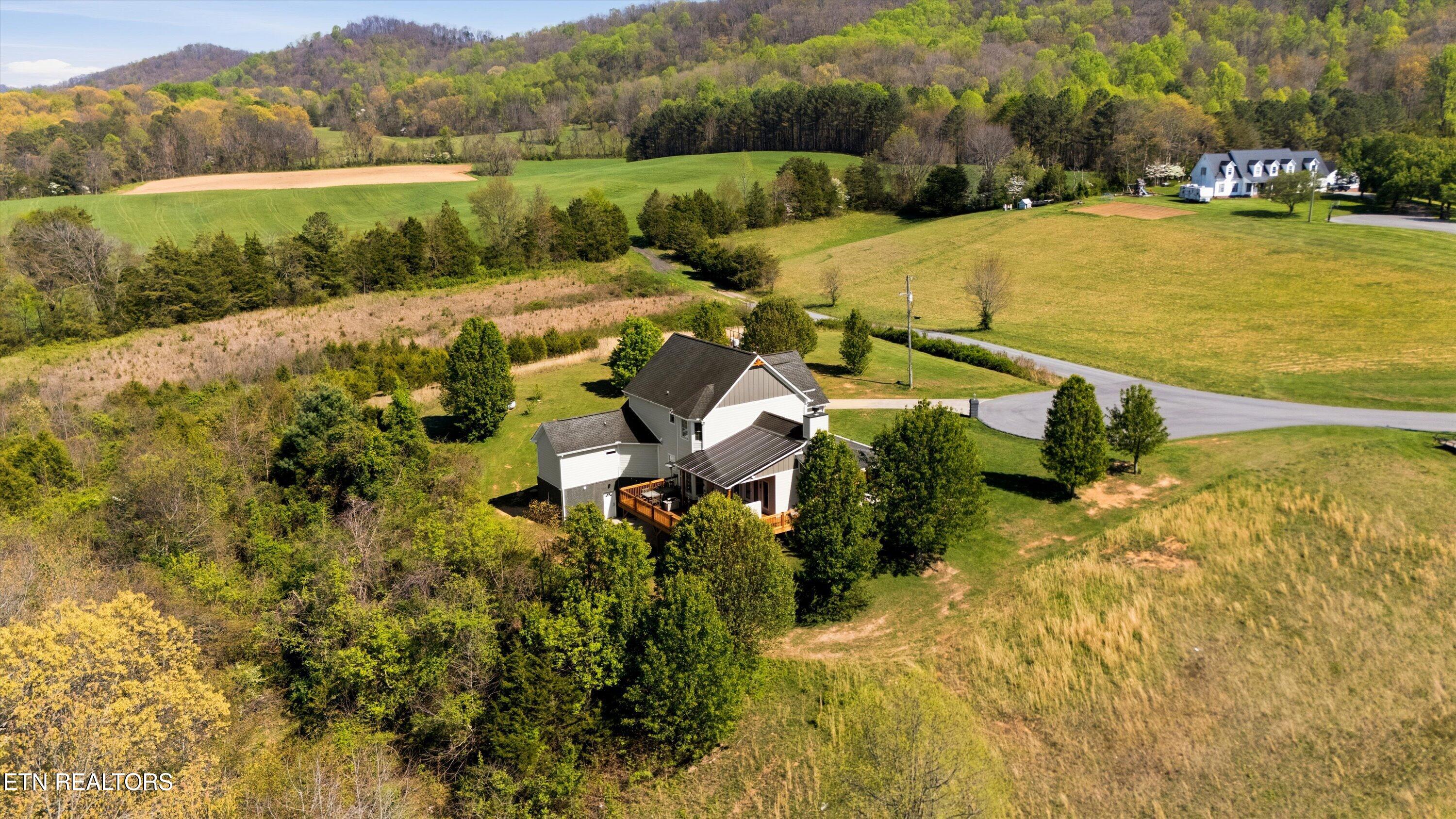 175 Valley View Maynardville TN 37807