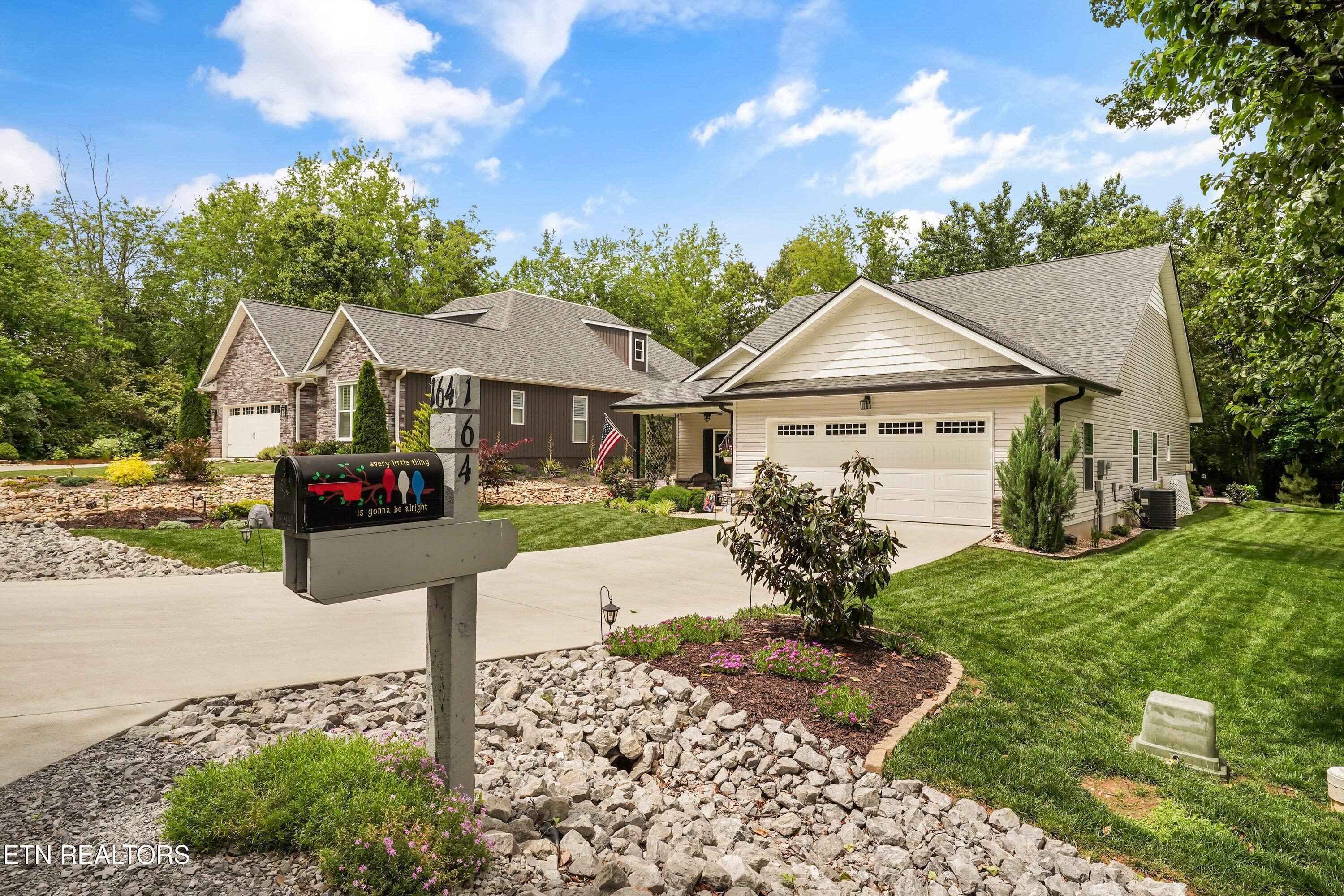 164 Tsuhdatsi Way Loudon TN 37774