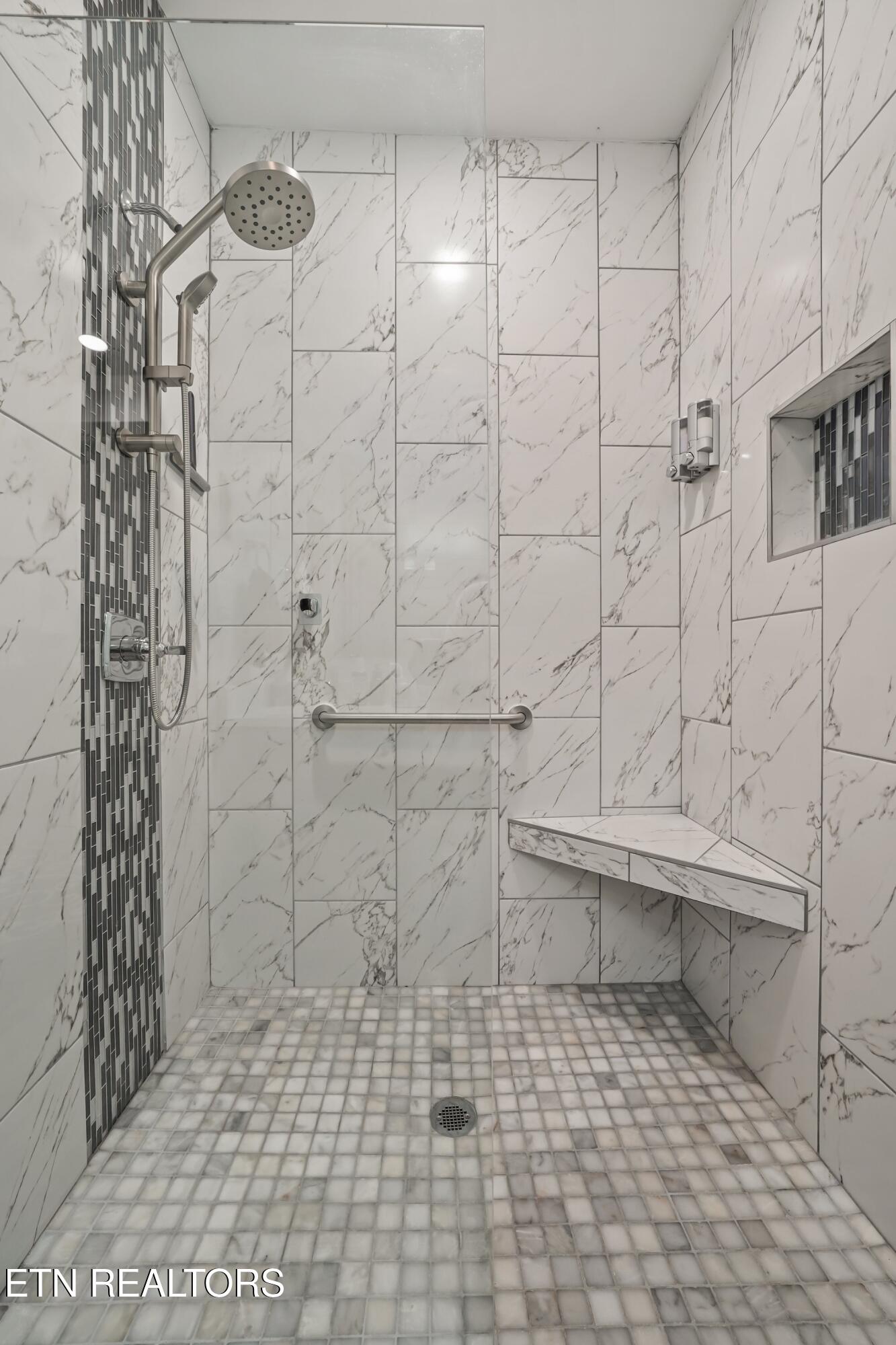 164 Tsuhdatsi Way Loudon TN 37774