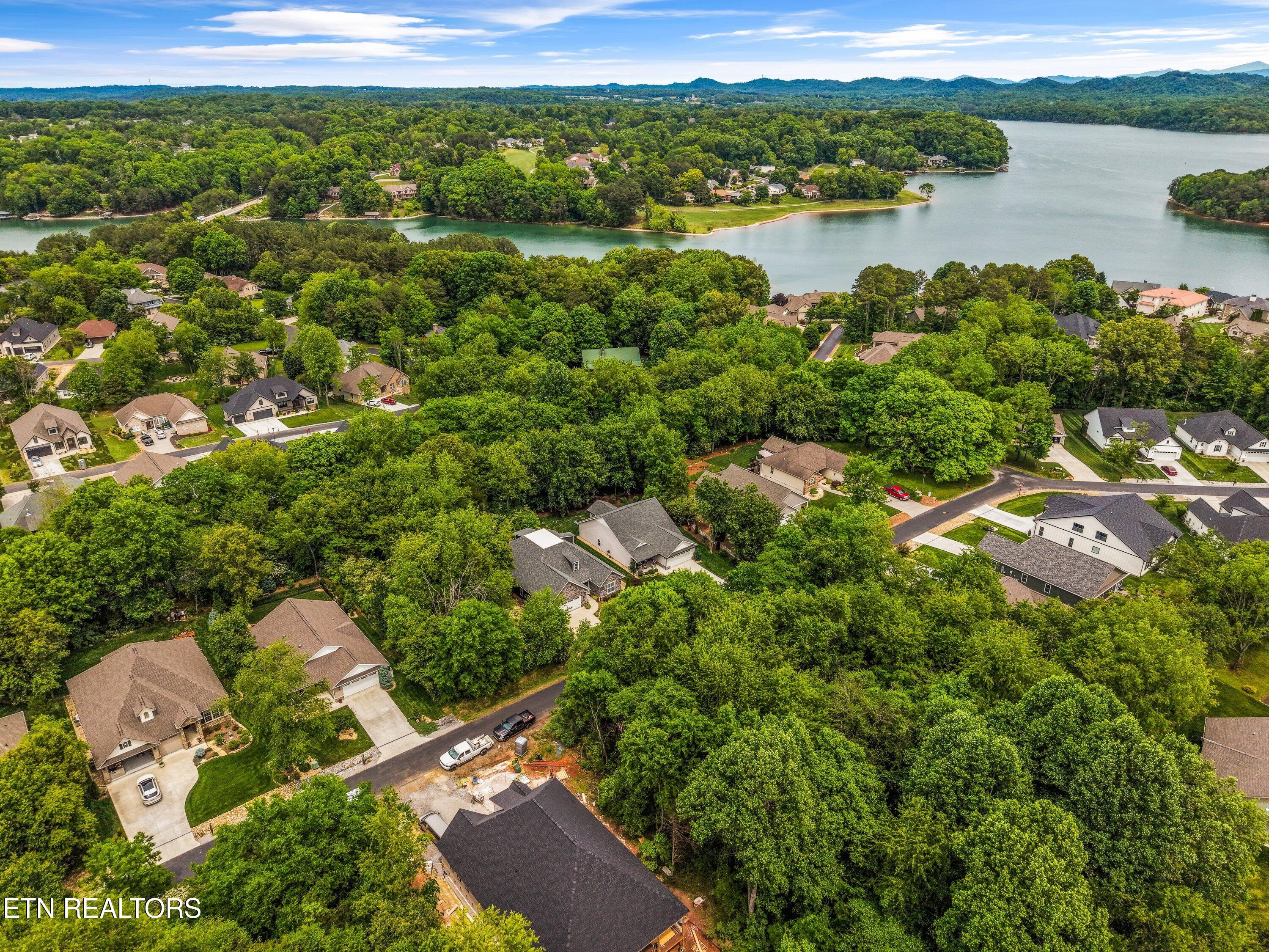 164 Tsuhdatsi Way Loudon TN 37774