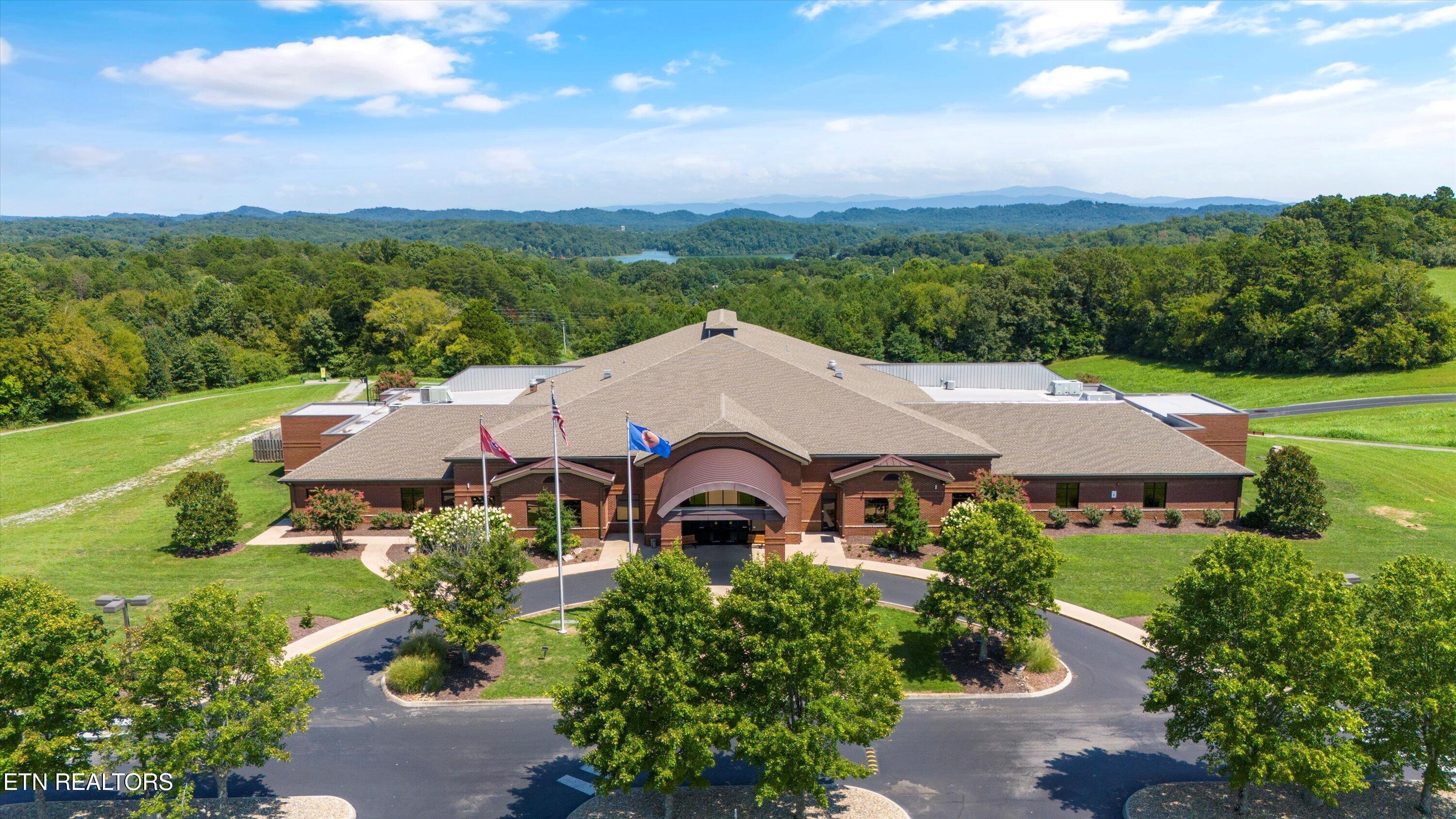 164 Tsuhdatsi Way Loudon TN 37774