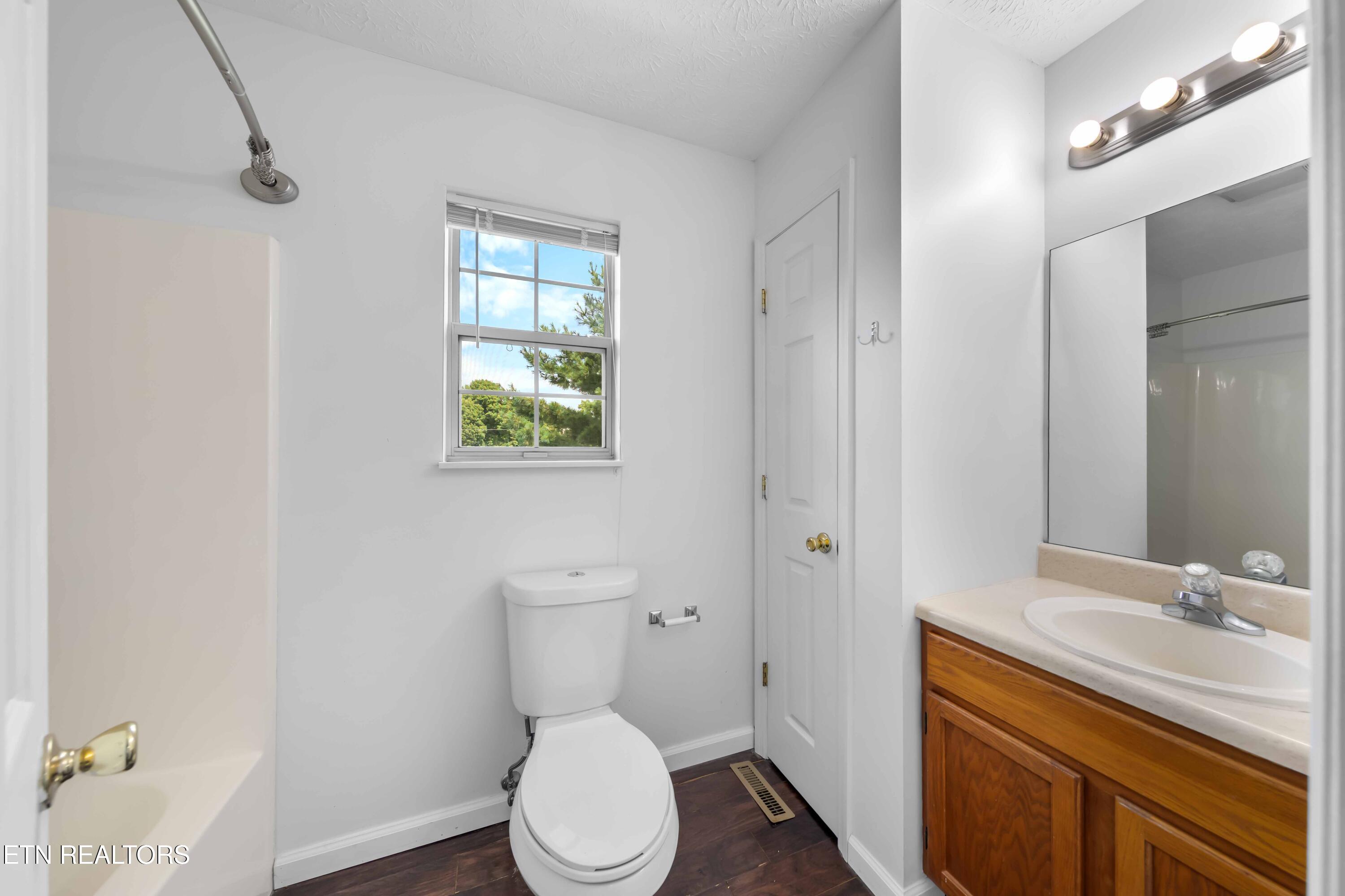 4541 Kinlock Lane Knoxville TN 37921