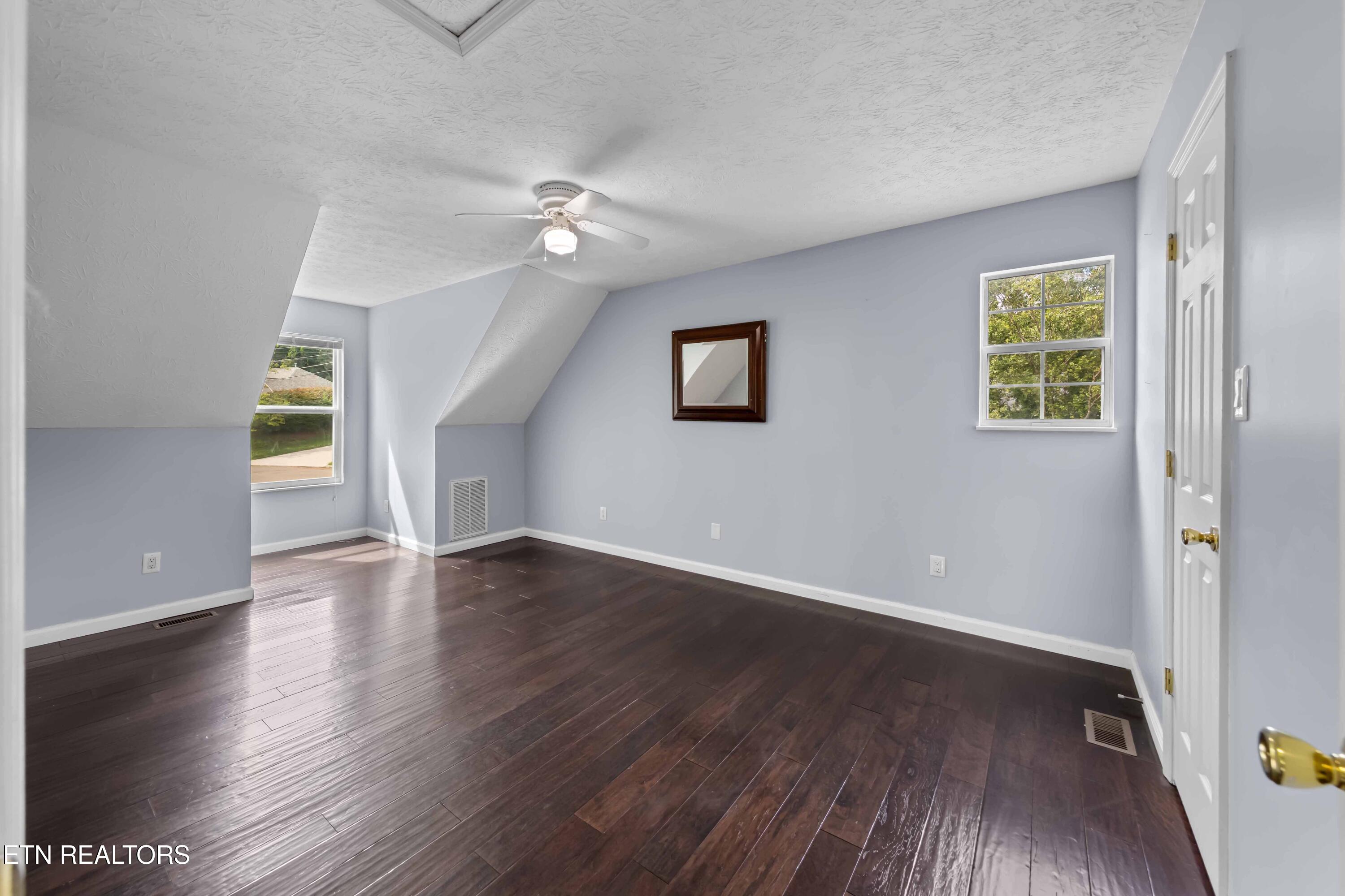 4541 Kinlock Lane Knoxville TN 37921