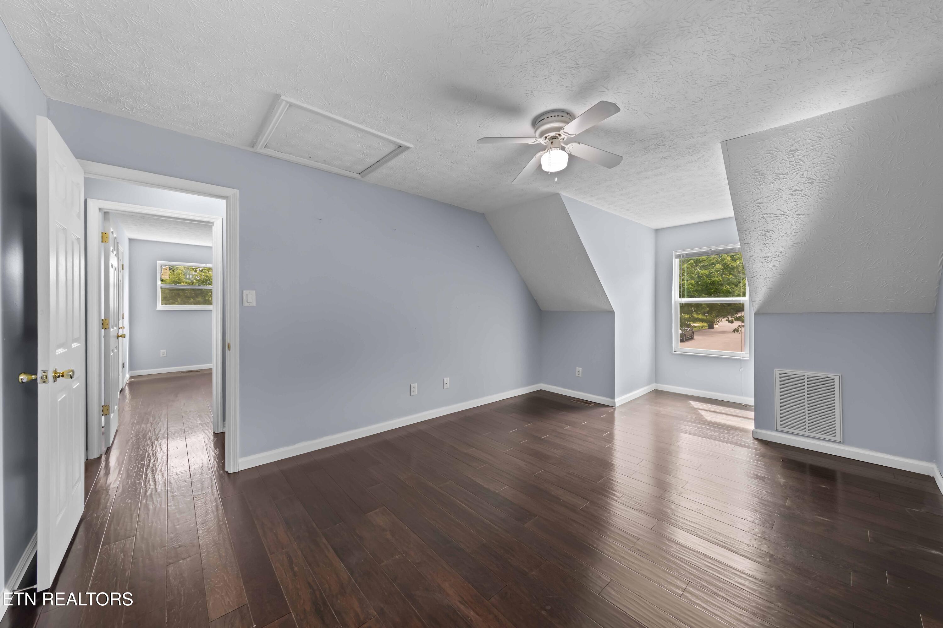 4541 Kinlock Lane Knoxville TN 37921