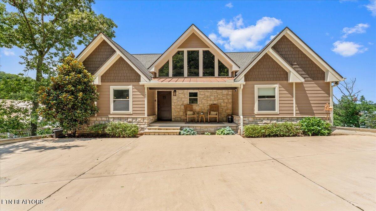 1021 Sanctuary Shores Way Sevierville TN 37876
