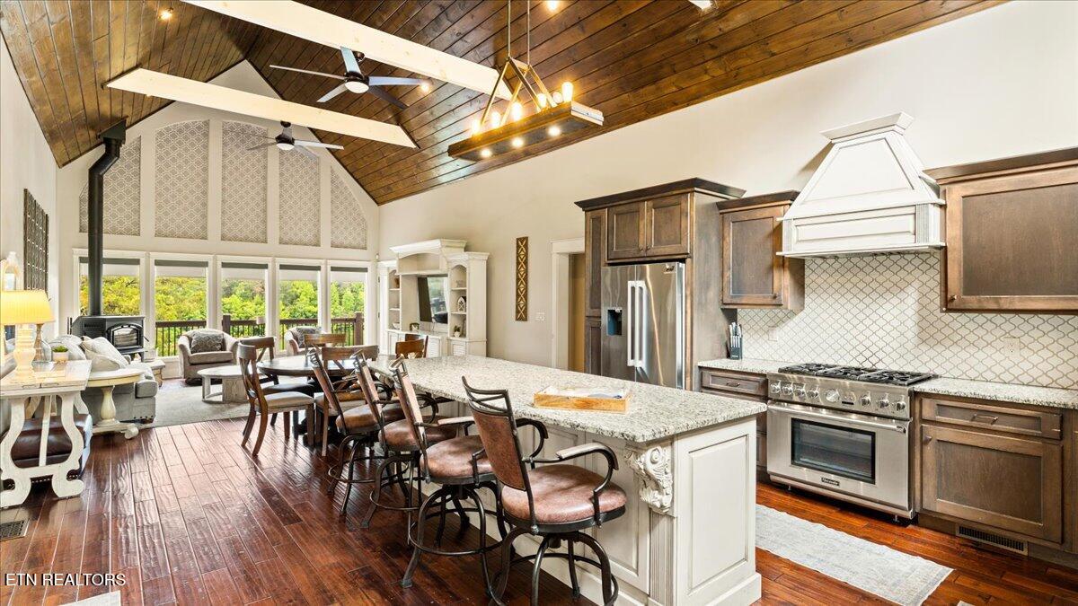 1021 Sanctuary Shores Way Sevierville TN 37876
