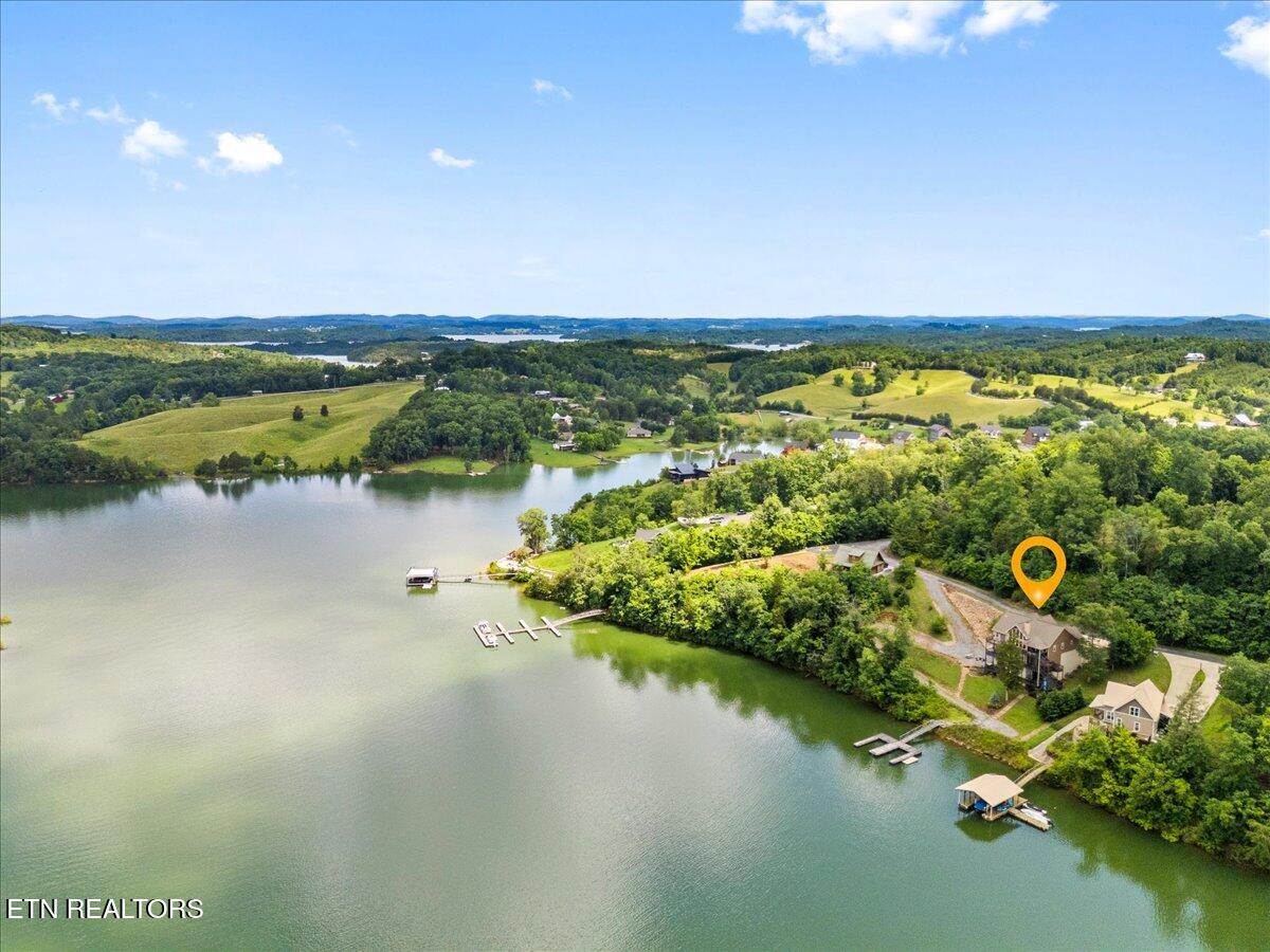 1021 Sanctuary Shores Way Sevierville TN 37876