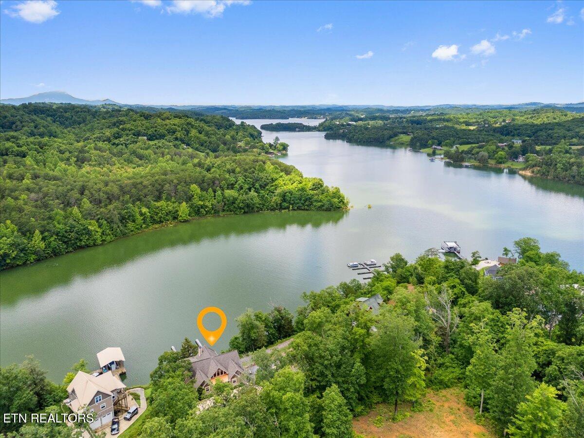 1021 Sanctuary Shores Way Sevierville TN 37876