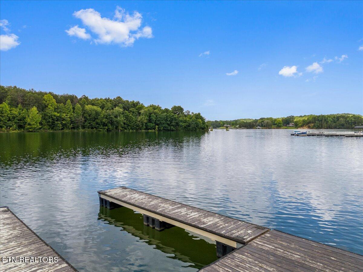 1021 Sanctuary Shores Way Sevierville TN 37876
