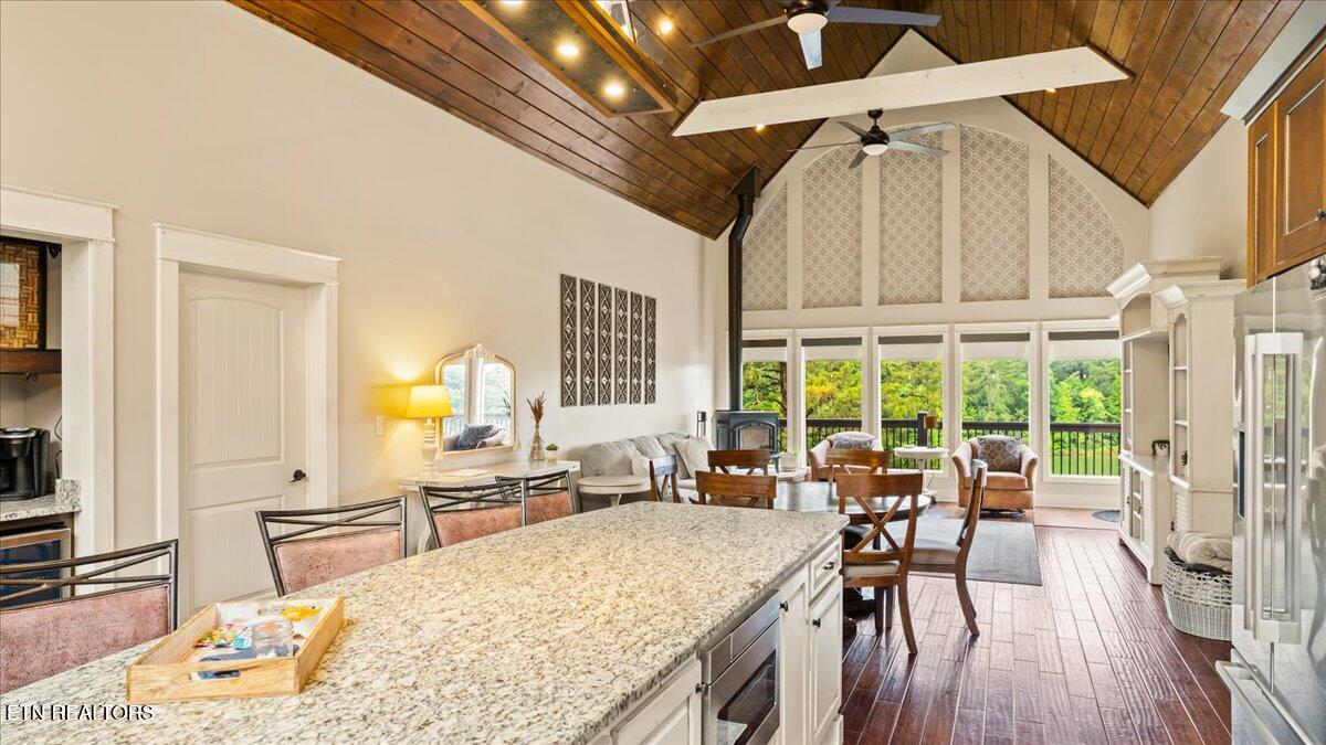 1021 Sanctuary Shores Way Sevierville TN 37876